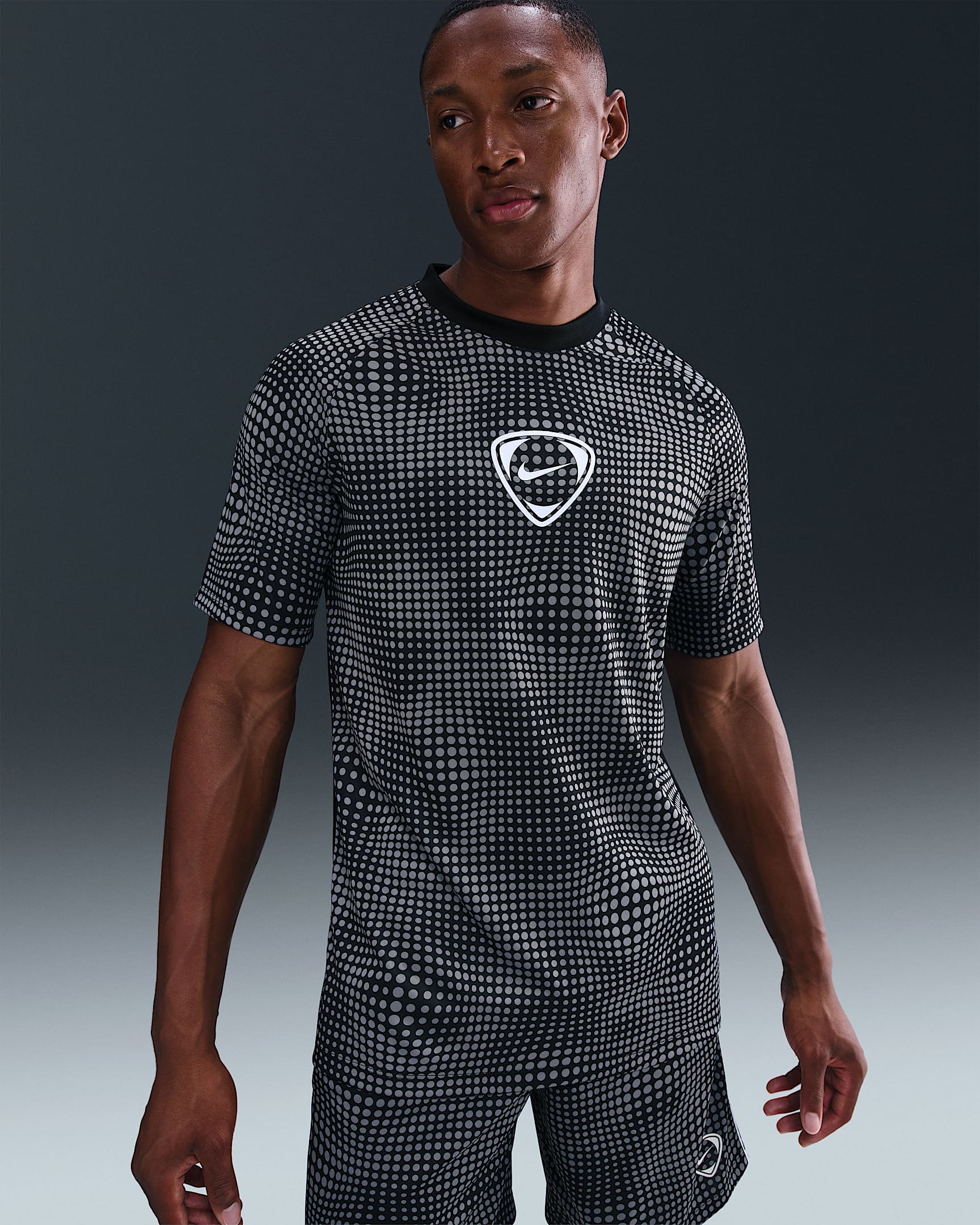 Nike Academy+ Dri-FIT Kurzarm-Fußballoberteil (Herren) - Schwarz/Schwarz/Weiß