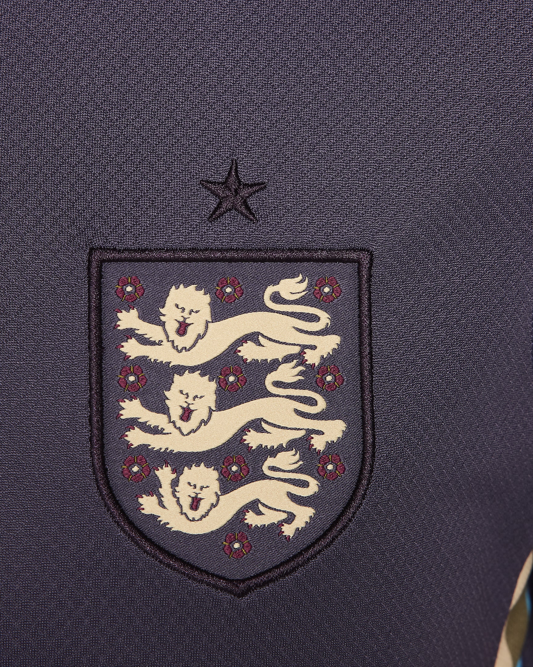 England (男子組) 2024/25 Stadium 客場女款 Nike Dri-FIT 復刻版足球衣 - Dark Raisin/Sesame