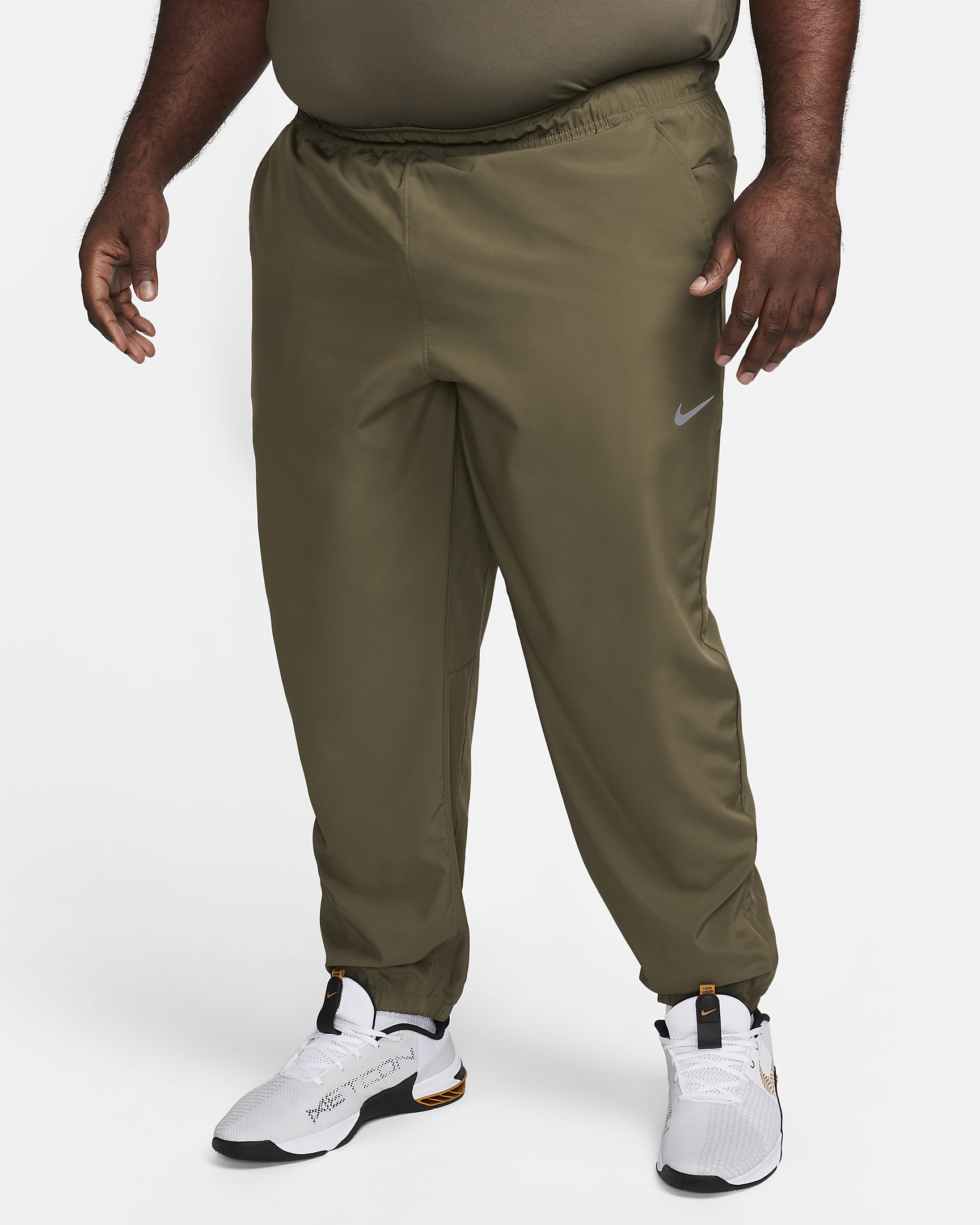 Nike Form Men's Dri-FIT Tapered Versatile Pants. Nike.com