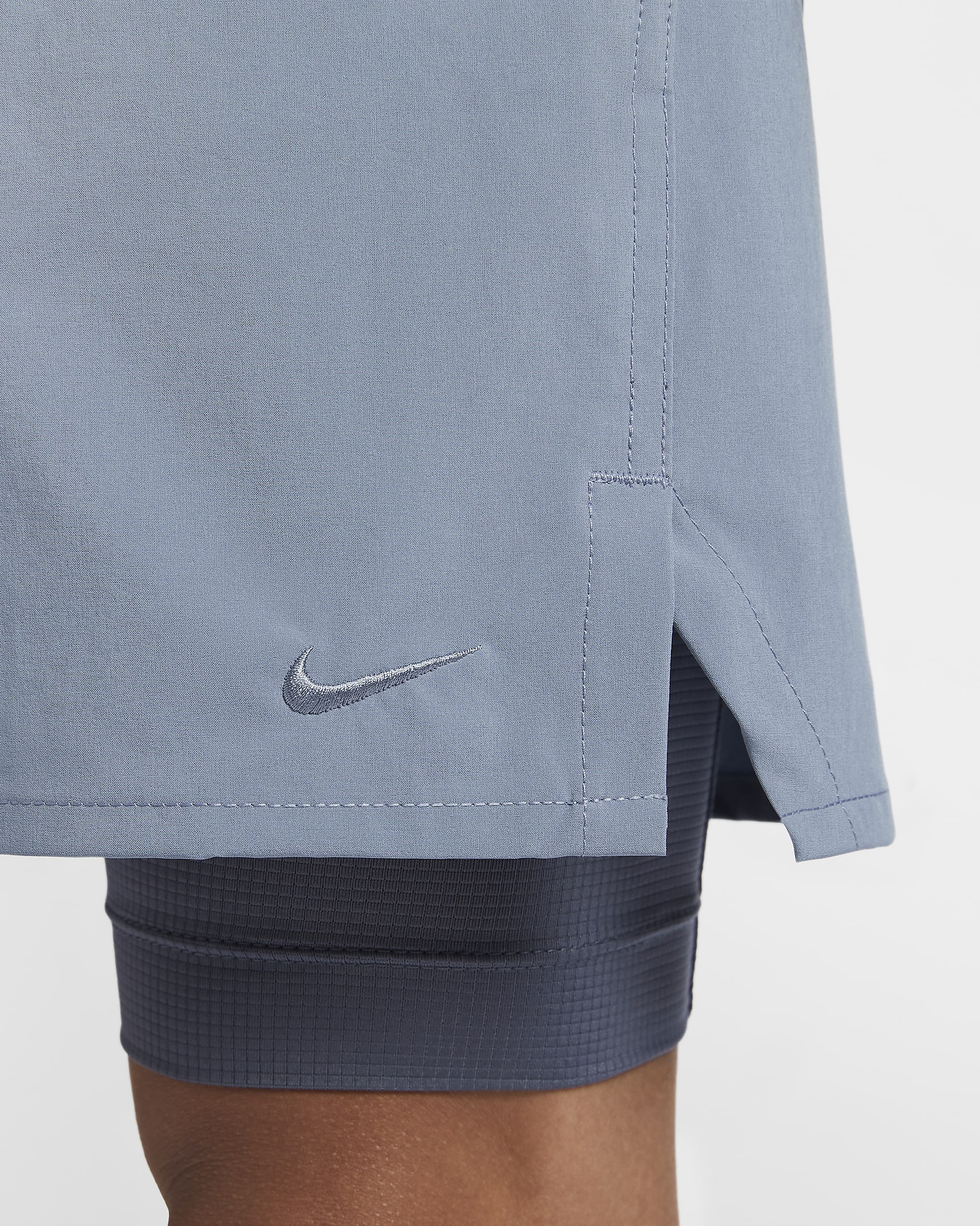 Nike Dri-FIT Unlimited 男款二合一 18 公分多功能短褲 - Ashen Slate/Light Carbon/黑色/Ashen Slate