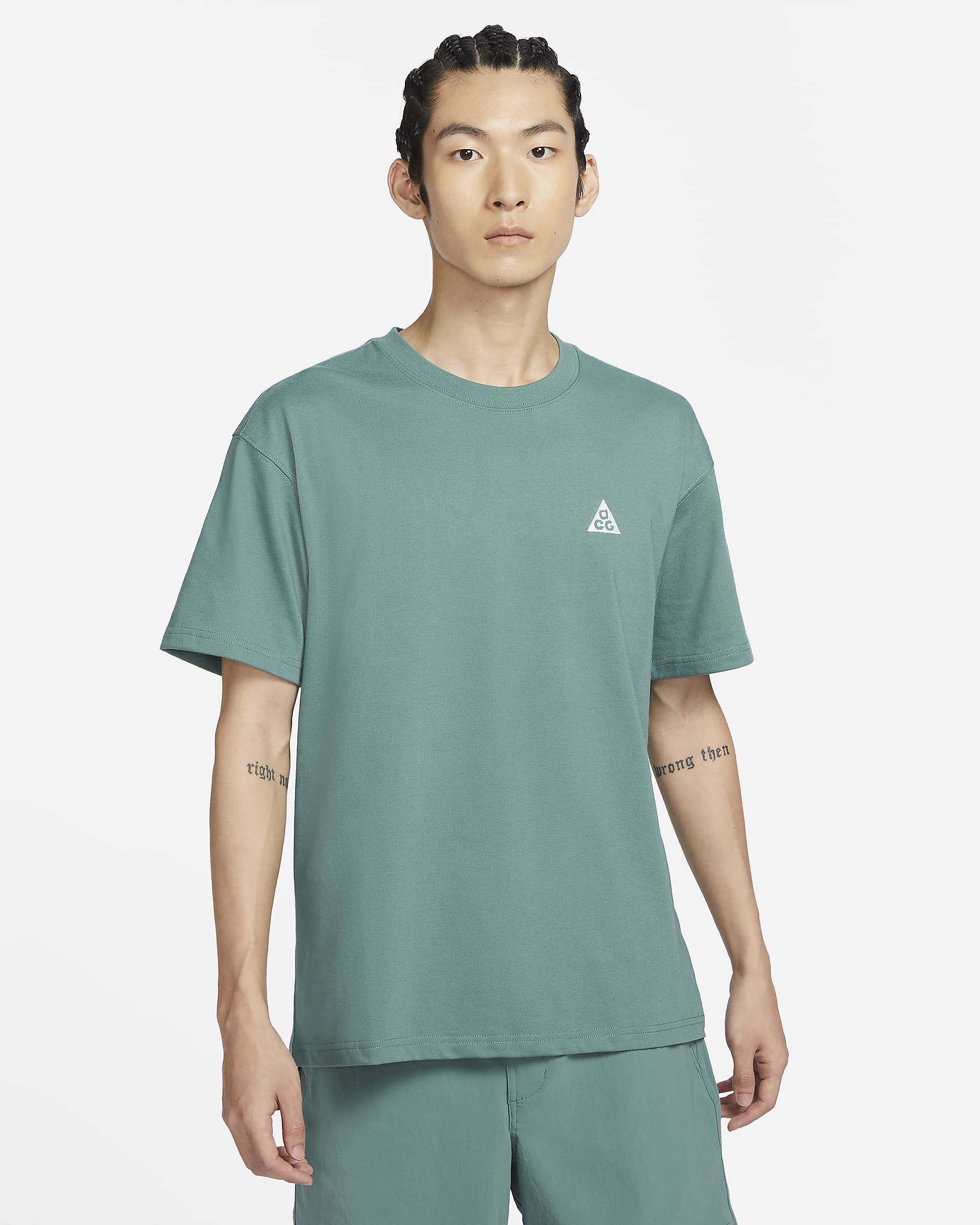 Nike ACG Men's Short-Sleeve T-Shirt. Nike SG