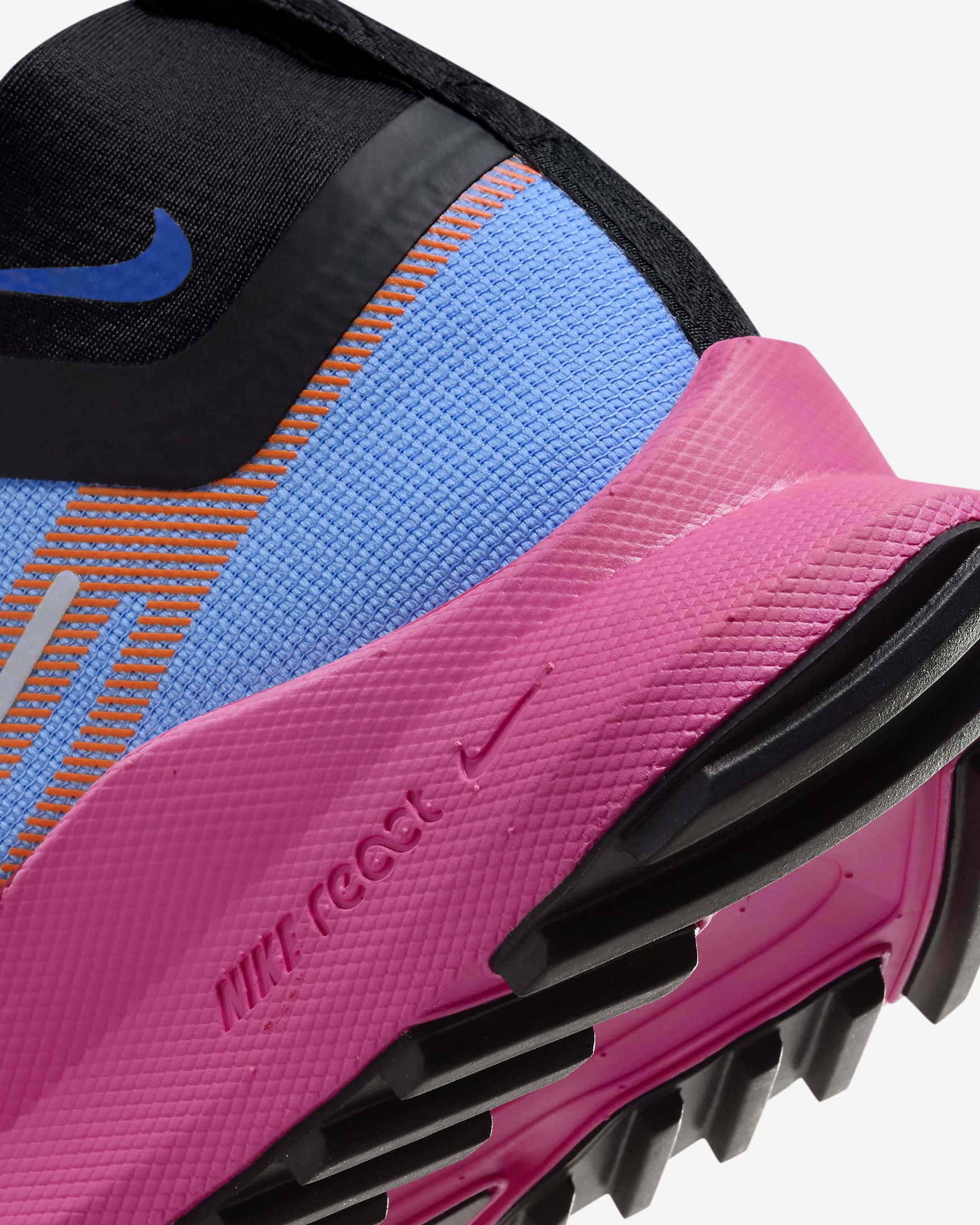 Nike Pegasus Trail 4 GORETEX Women's Waterproof Trail Running Shoes