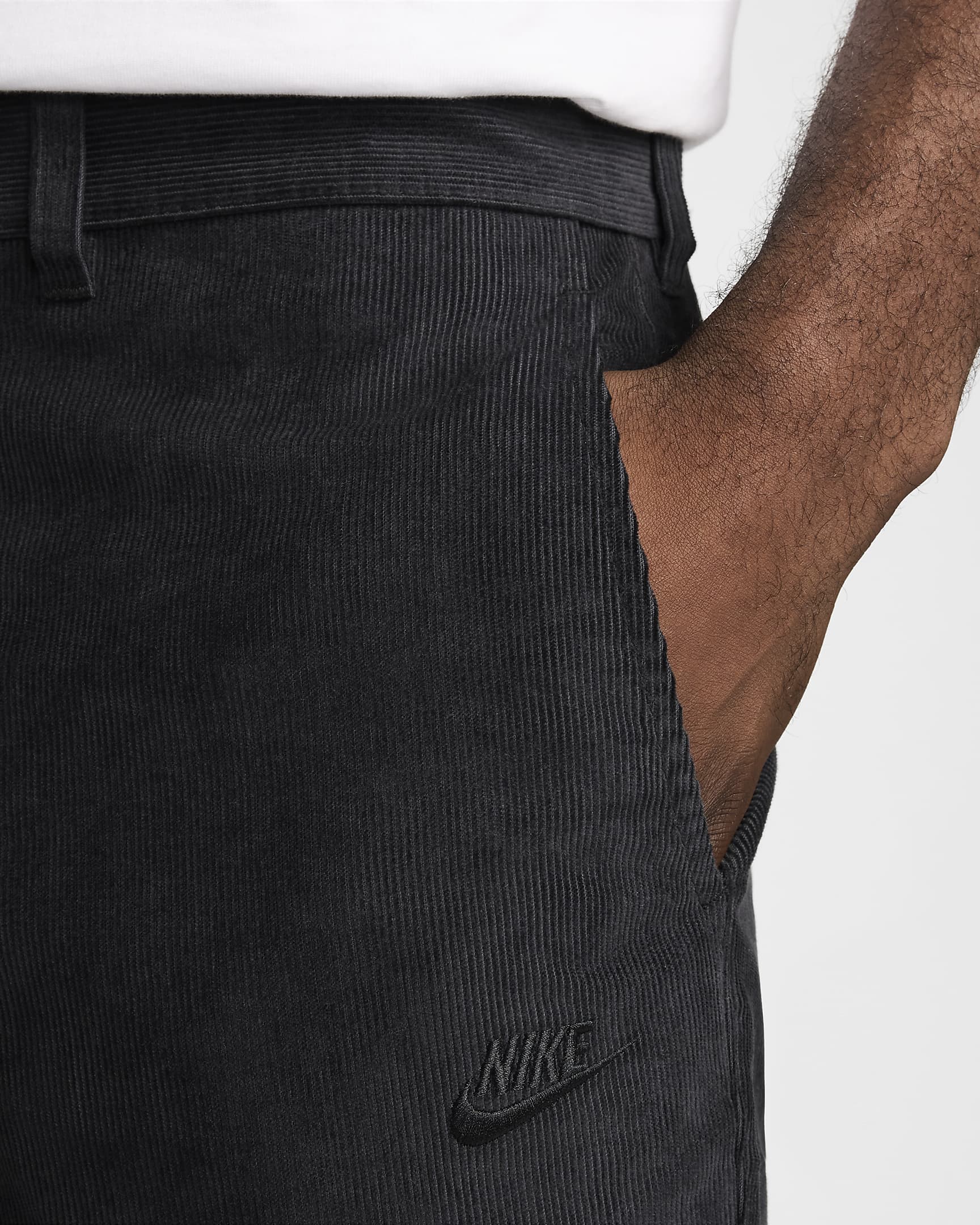 Nike Club Men's Corduroy Chino Trousers. Nike BG