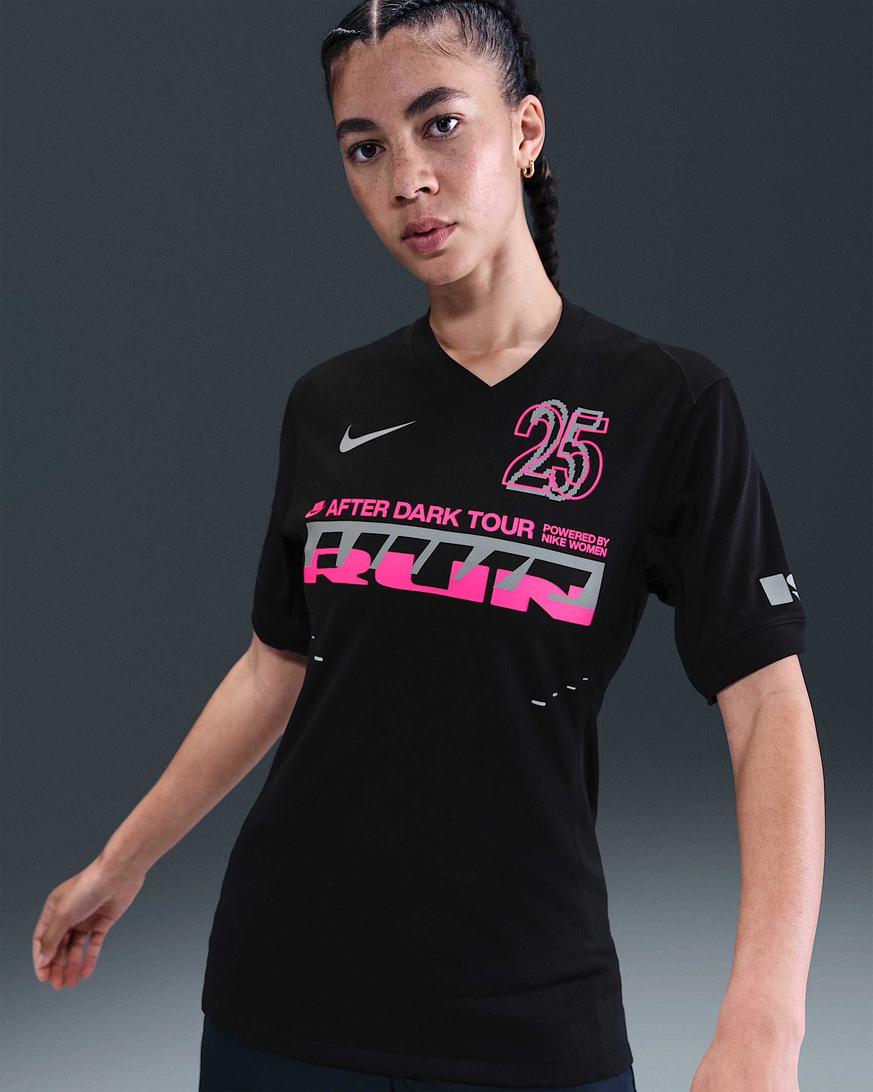 Nike Women's Dri-FIT Graphic Running Jersey - Black/Hyper Pink