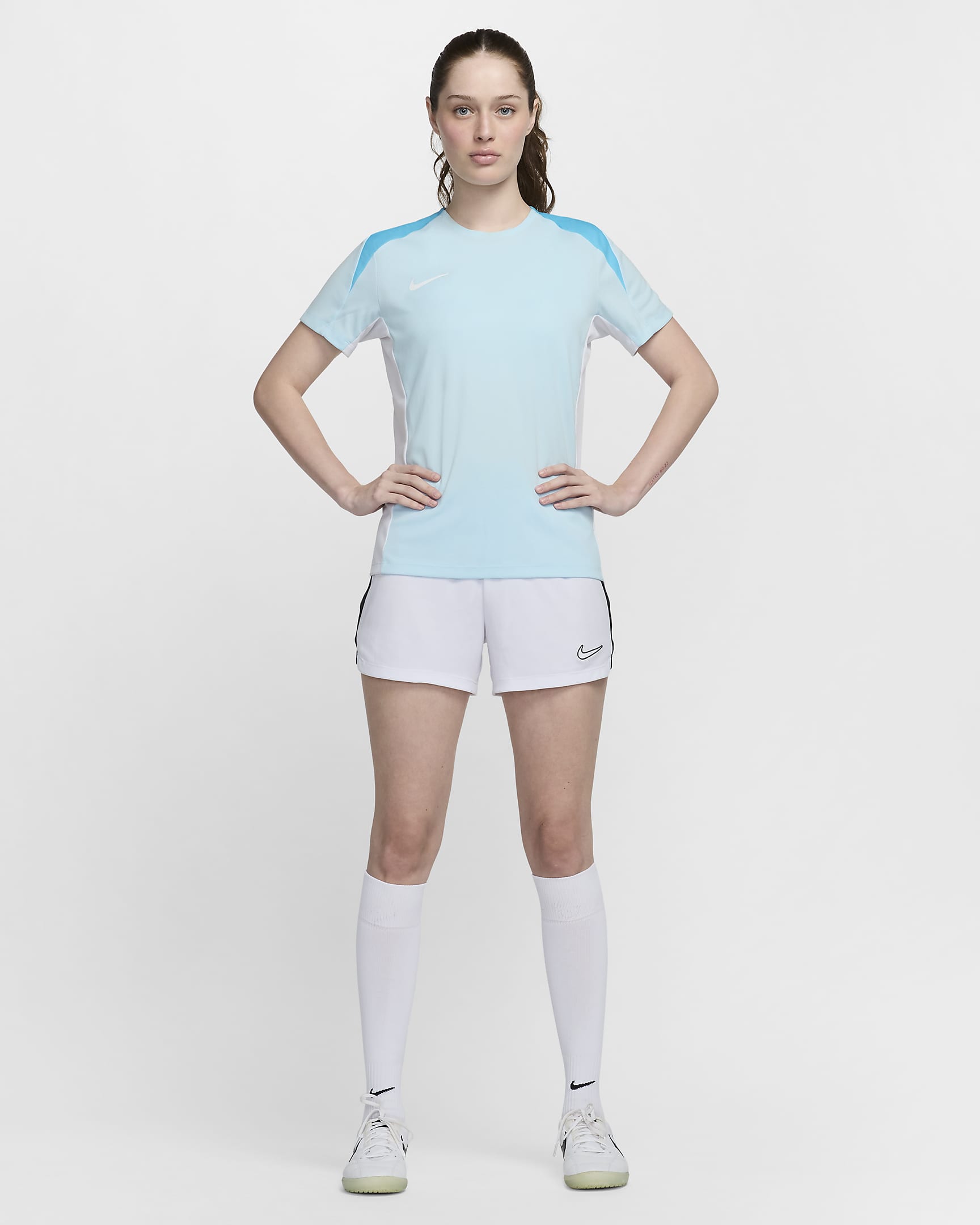 Haut de foot à manches courtes Dri-FIT Nike Strike pour femme - Glacier Blue/Baltic Blue/Blanc/Blanc