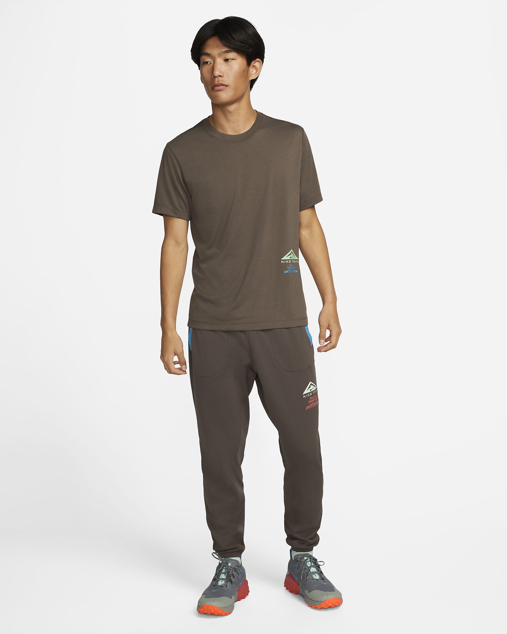 Nike Dri-FIT Trail T-Shirt. Nike JP