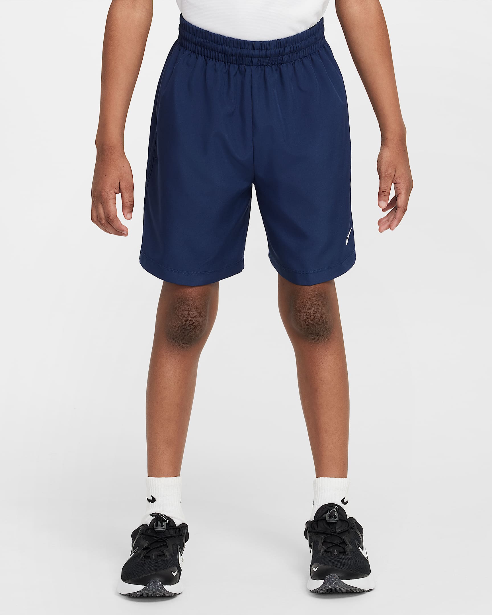 Nike Multi Shorts de entrenamiento Dri-FIT para niños talla grande - Azul marino medianoche/Blanco