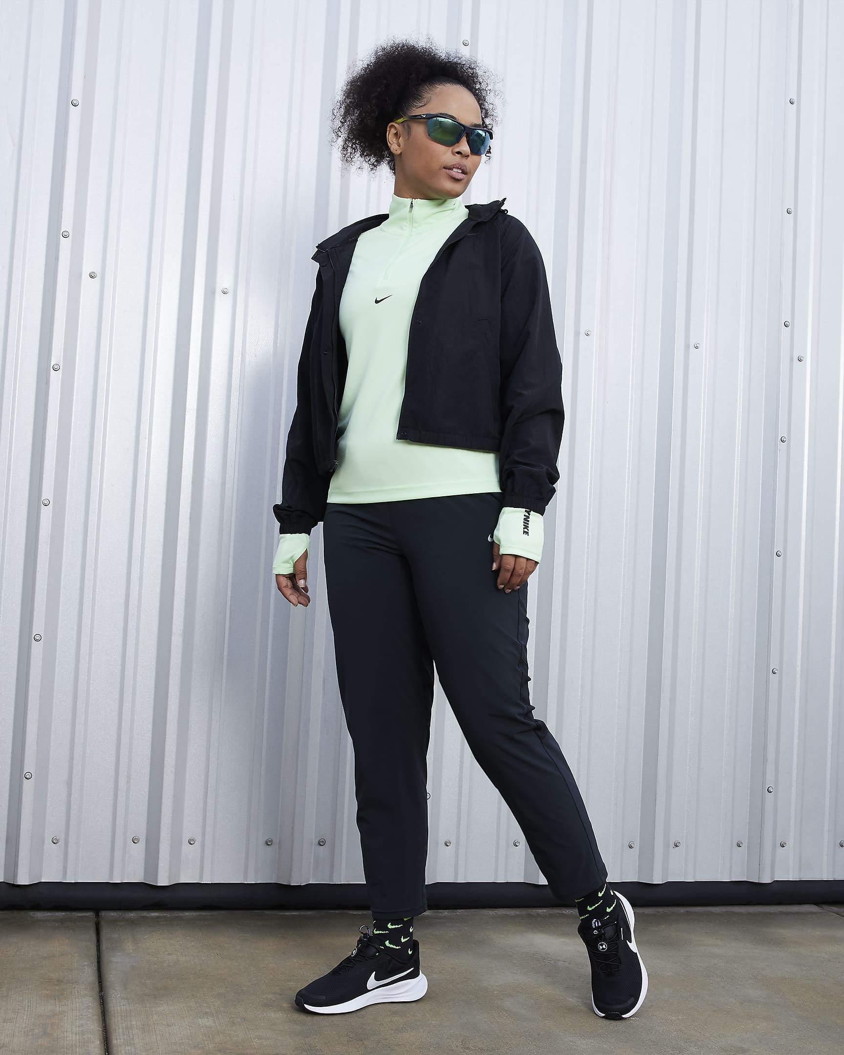 Nike Revolution 7 EasyOn Women's Easy On/Off Road Running Shoes. Nike JP