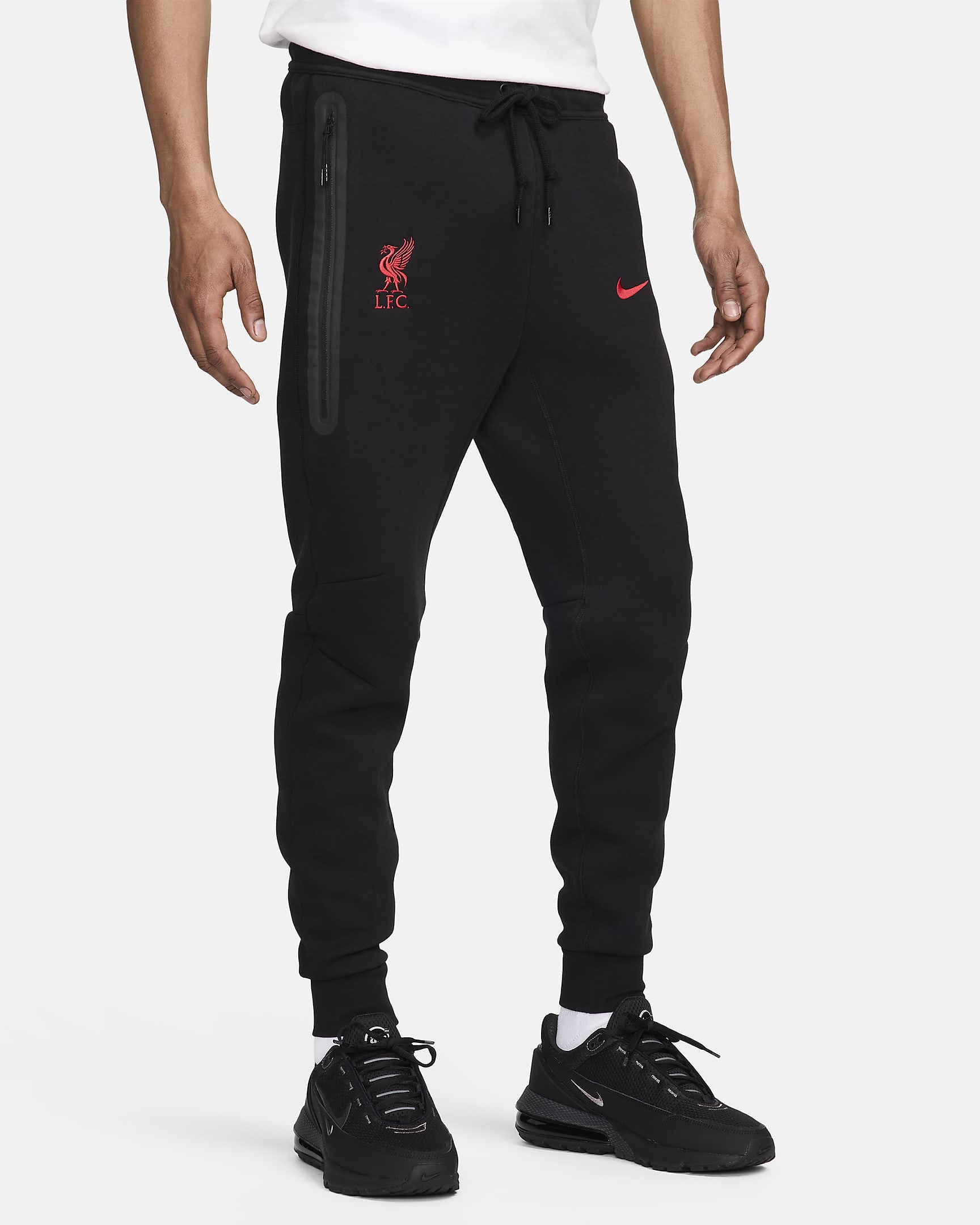 Liverpool FC Tech Fleece Men's Nike Soccer Joggers - Black/Black/Gym Red