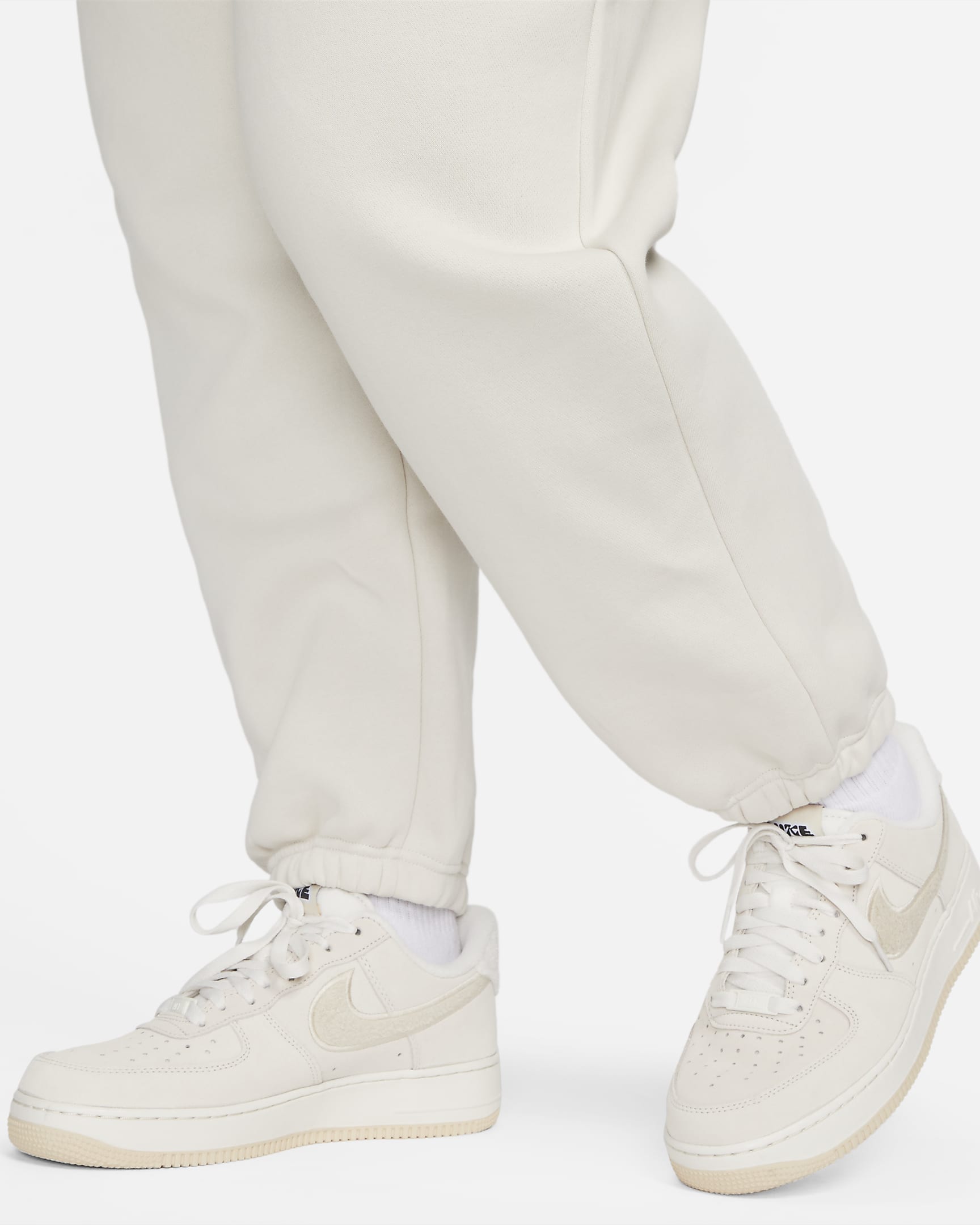 Nike Sportswear Phoenix Fleece ekstra store sweatpants med høyt liv til dame (Plus Size) - Light Orewood Brown/Sail