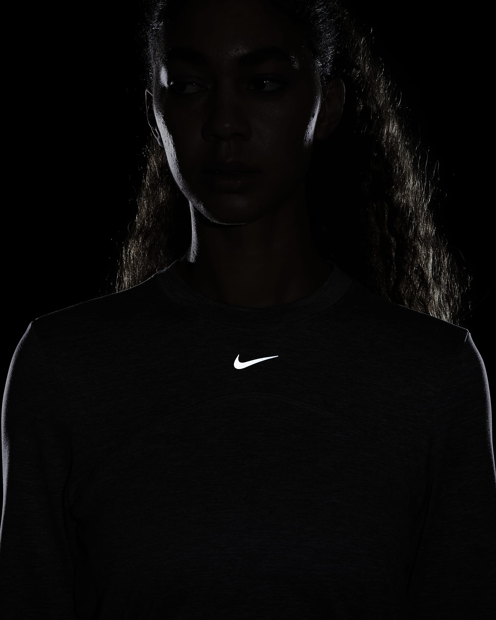 Nike Dri-FIT Swift UV Women's Crew-Neck Running Top - Smoke Grey/Light Smoke Grey/Heather