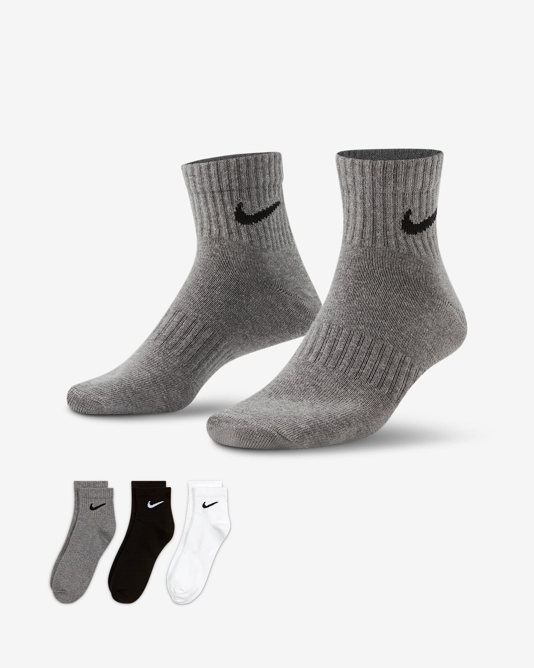 Nike Everyday Lightweight Training Ankle Socks (3 Pairs). Nike BE