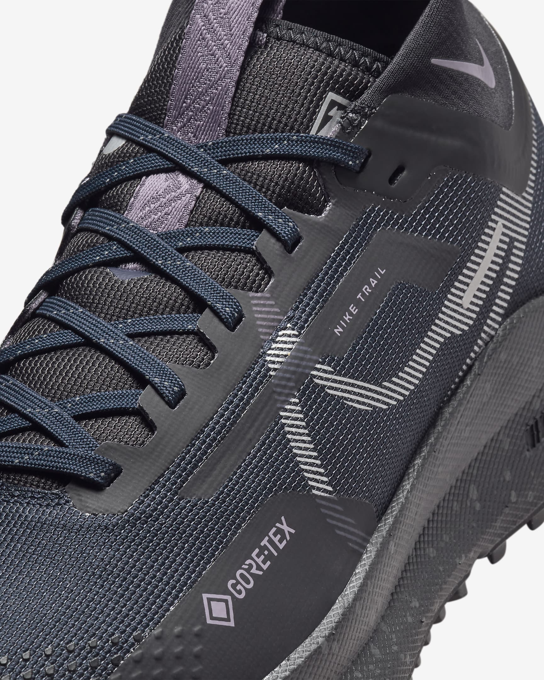 Nike Pegasus Trail 4 GORETEX Women
