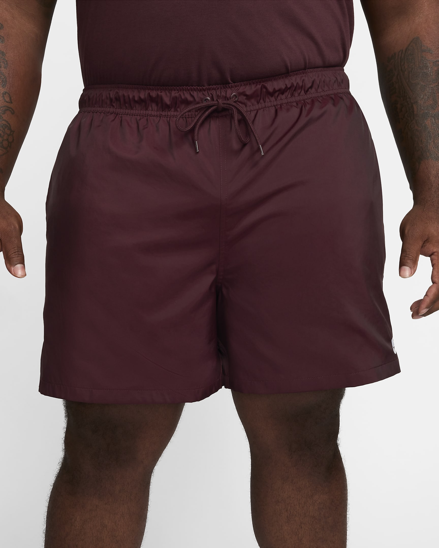 Nike Club Men's Woven Flow Shorts - Burgundy Crush/White