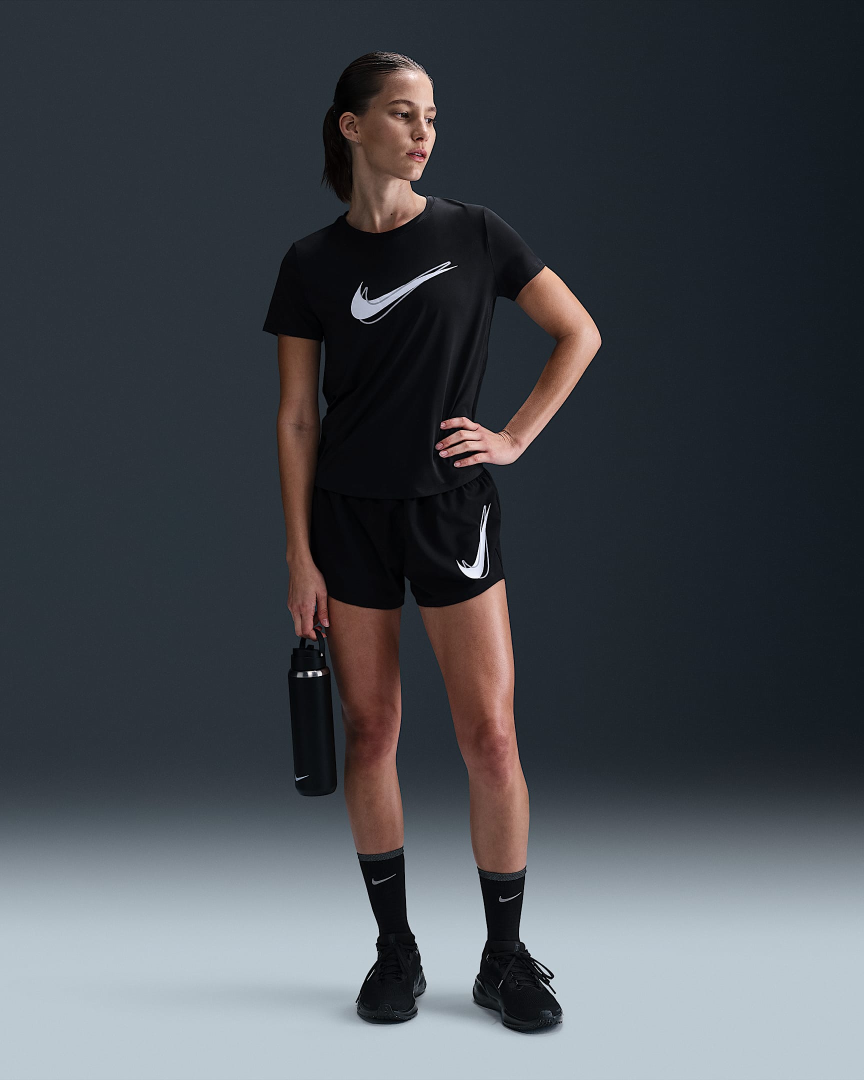 swoosh running top