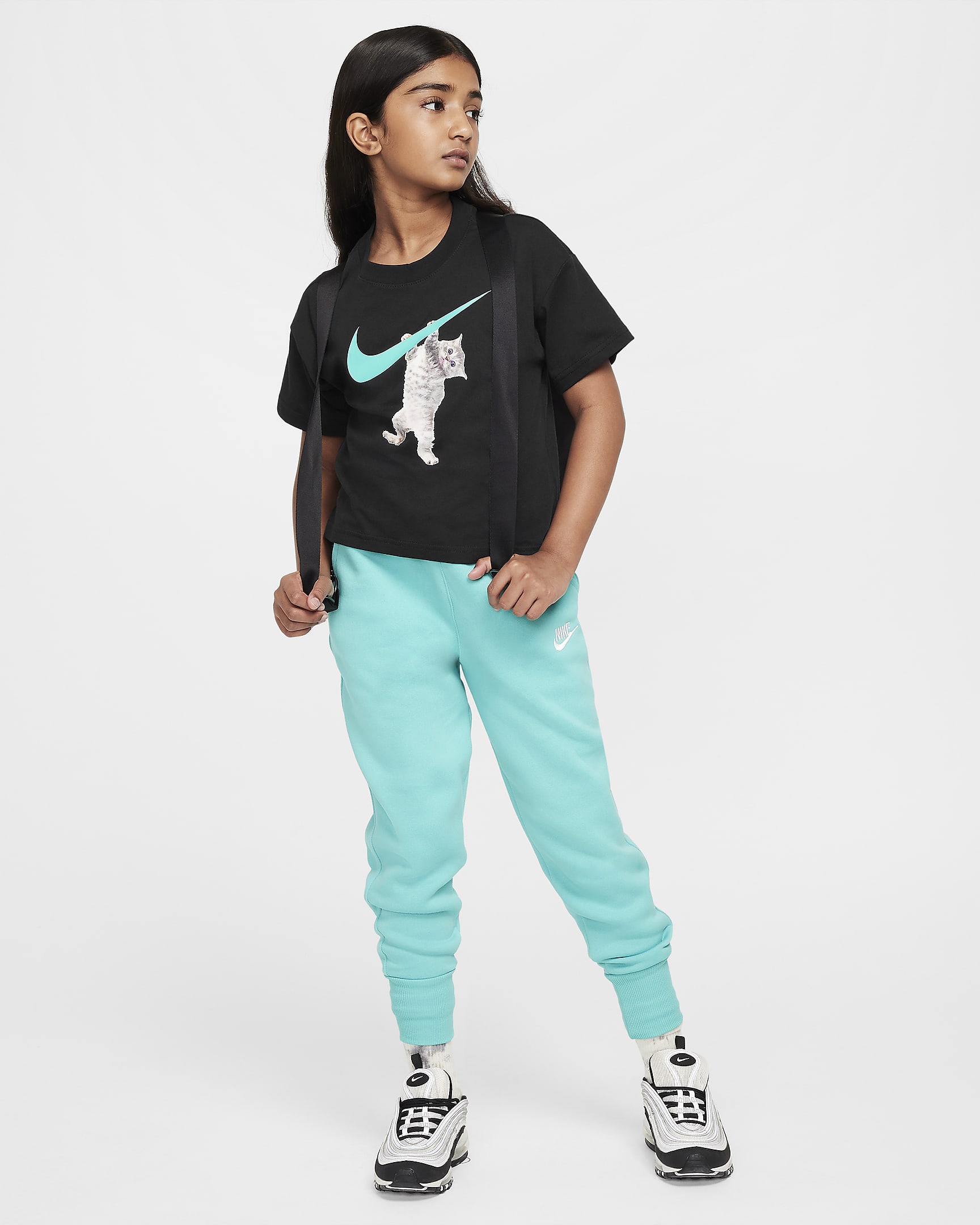 Nike Sportswear Big Kids' (Girls') T-Shirt - Black