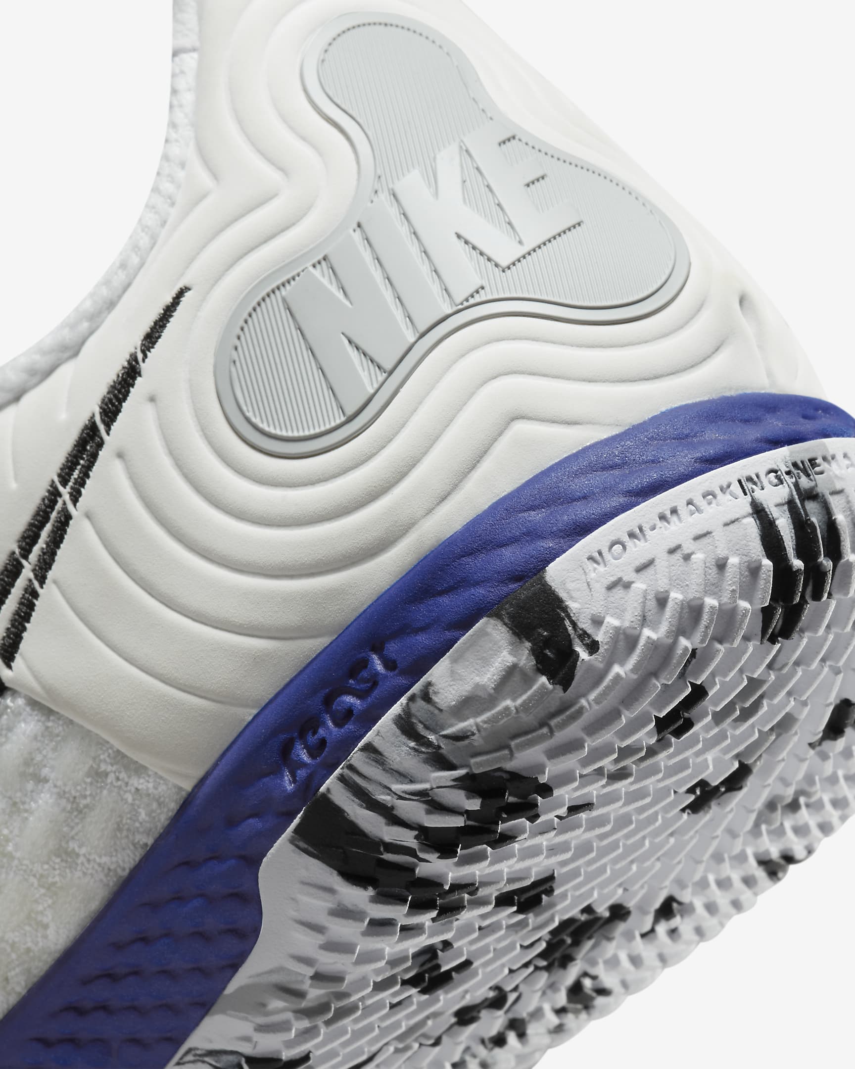nike gato indoor soccer shoes