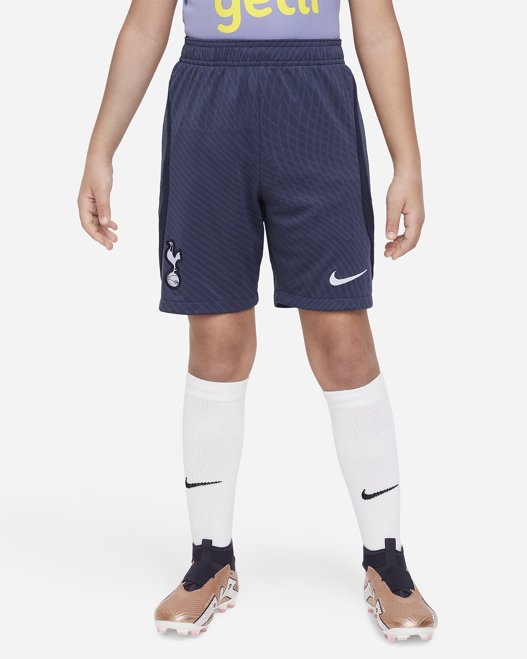 Tottenham Hotspur Strike Older Kids' DriFIT Knit Football Shorts. Nike SI