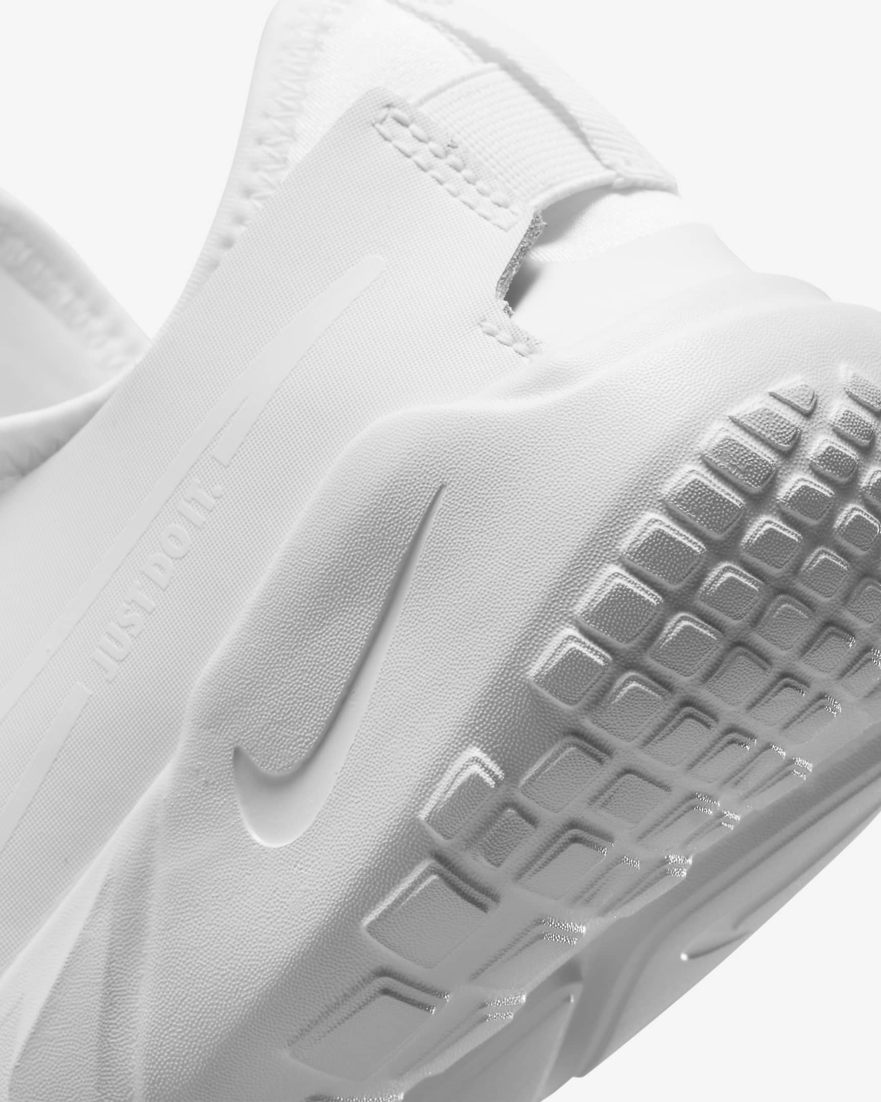 Nike Flex Runner 2 Older Kids' Road Running Shoes. Nike LU