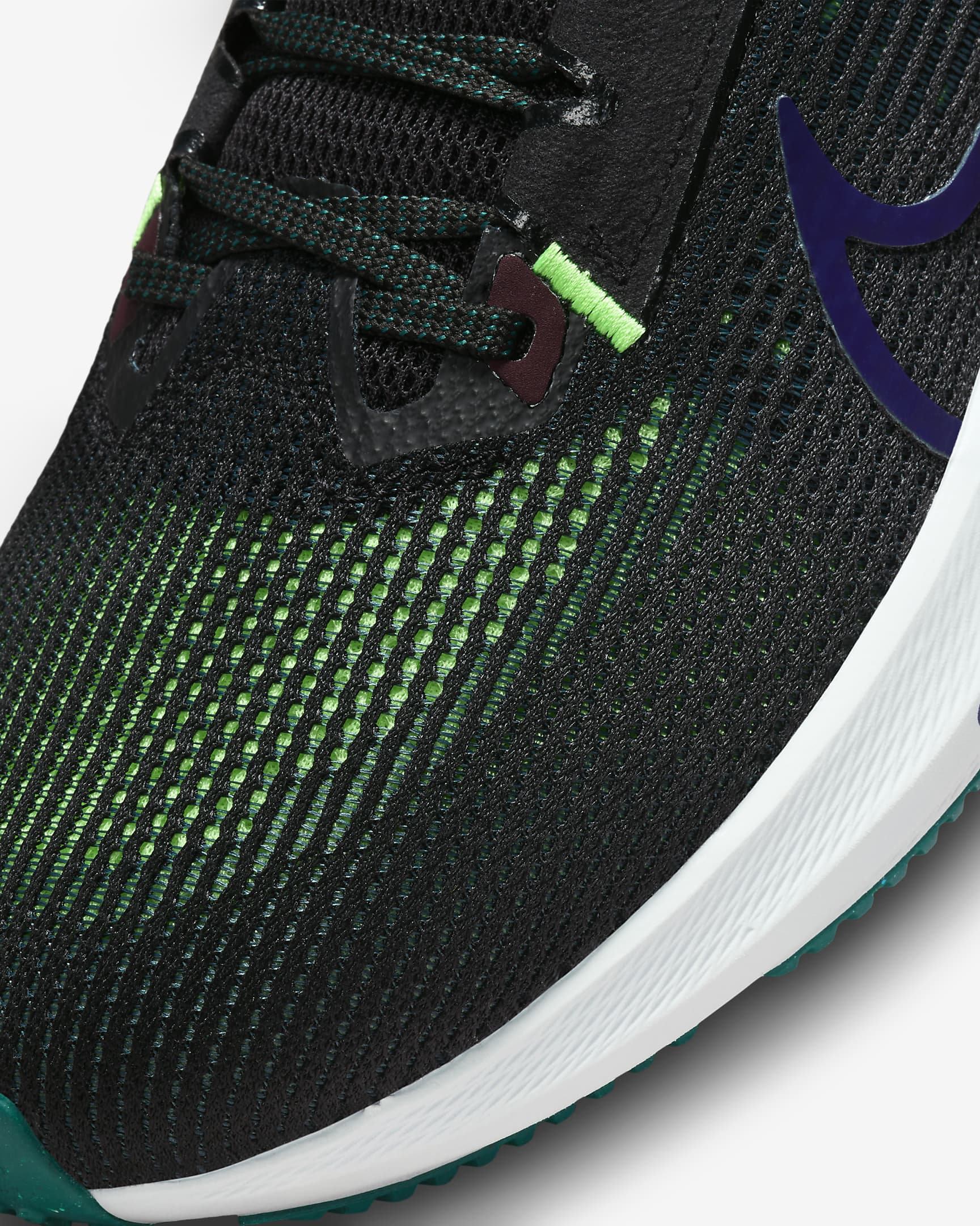 Tenis de correr en pavimento para hombre Nike Pegasus 40 - Negro/Burdeos enérgico/Azul verdoso geoda/Morado tinta