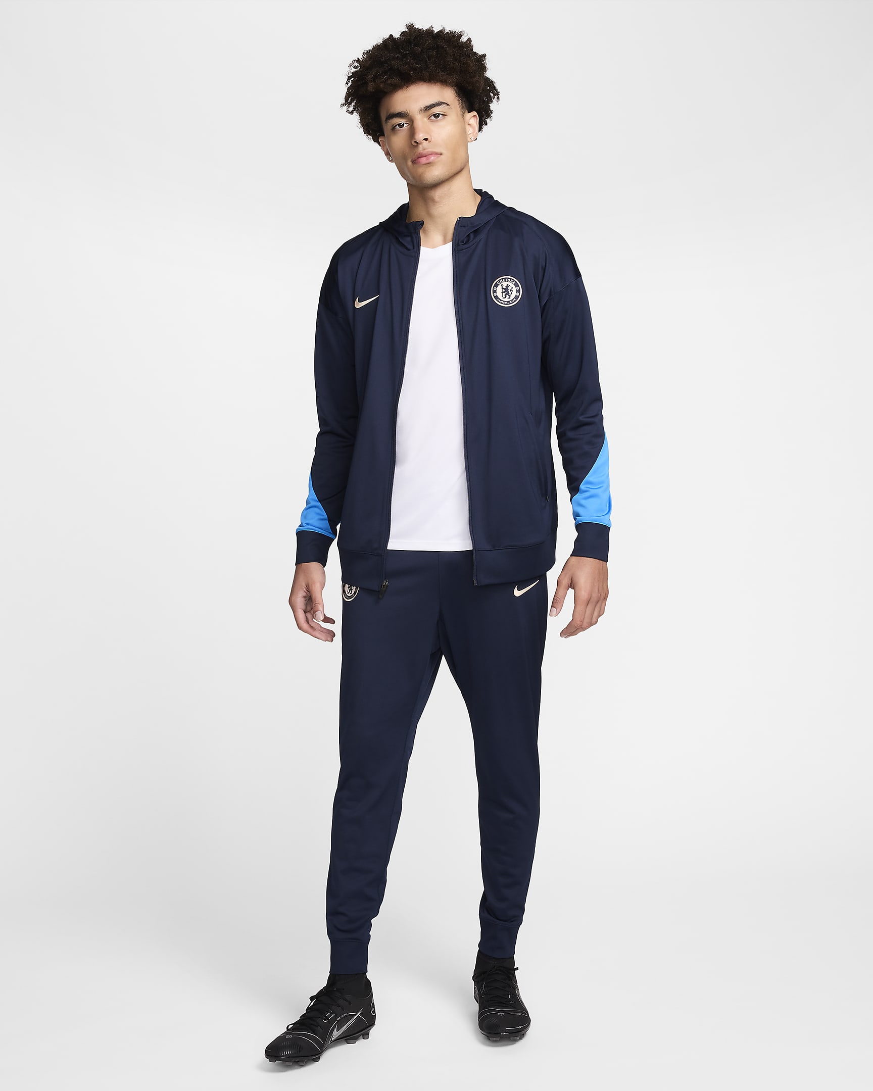 Survêtement de foot en maille à capuche Nike Dri-FIT Chelsea FC Strike pour homme - Obsidian/Light Photo Blue/Guava Ice