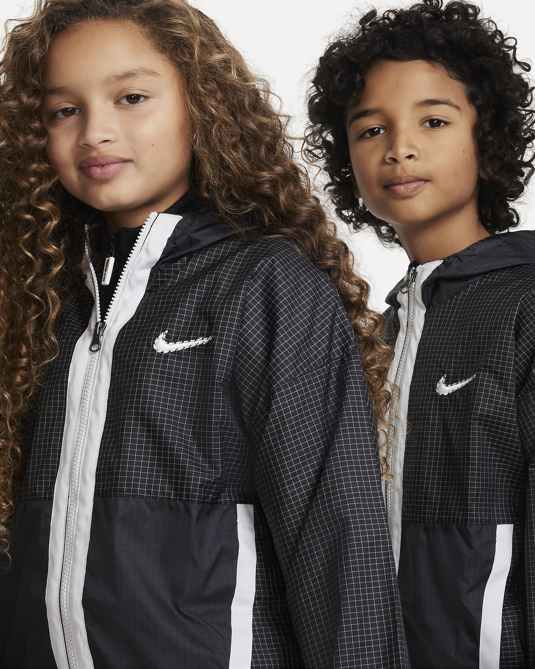 Nike Outdoor Play Big Kids' Oversized Woven Jacket. Nike JP