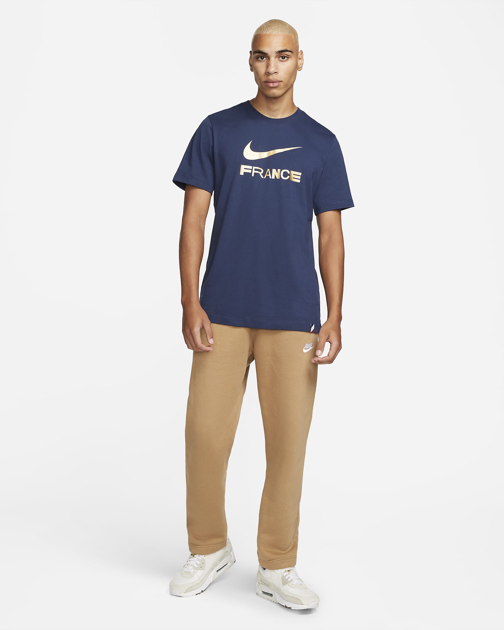 France Swoosh Men's Nike T-Shirt. Nike BG