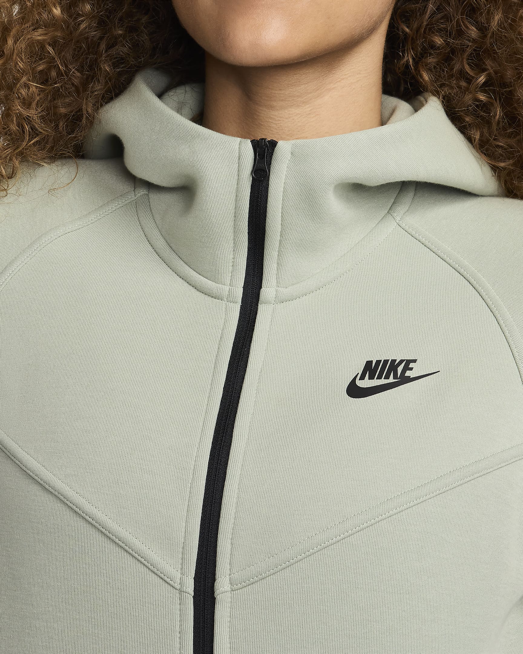 Damska bluza z kapturem i zamkiem na całej długości Nike Sportswear Tech Fleece Windrunner - Jade Horizon/Czerń