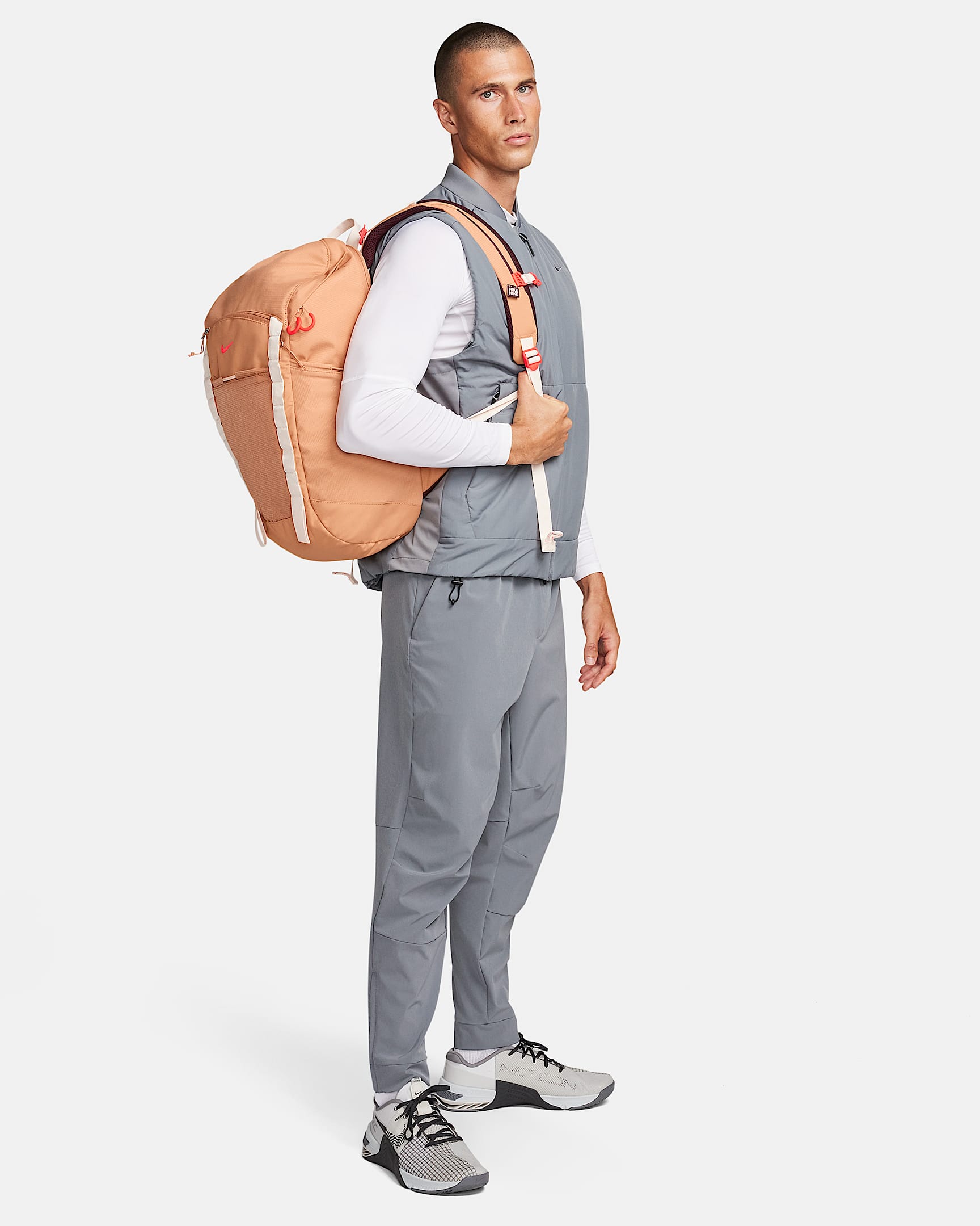 Nike Hike Backpack (27L).