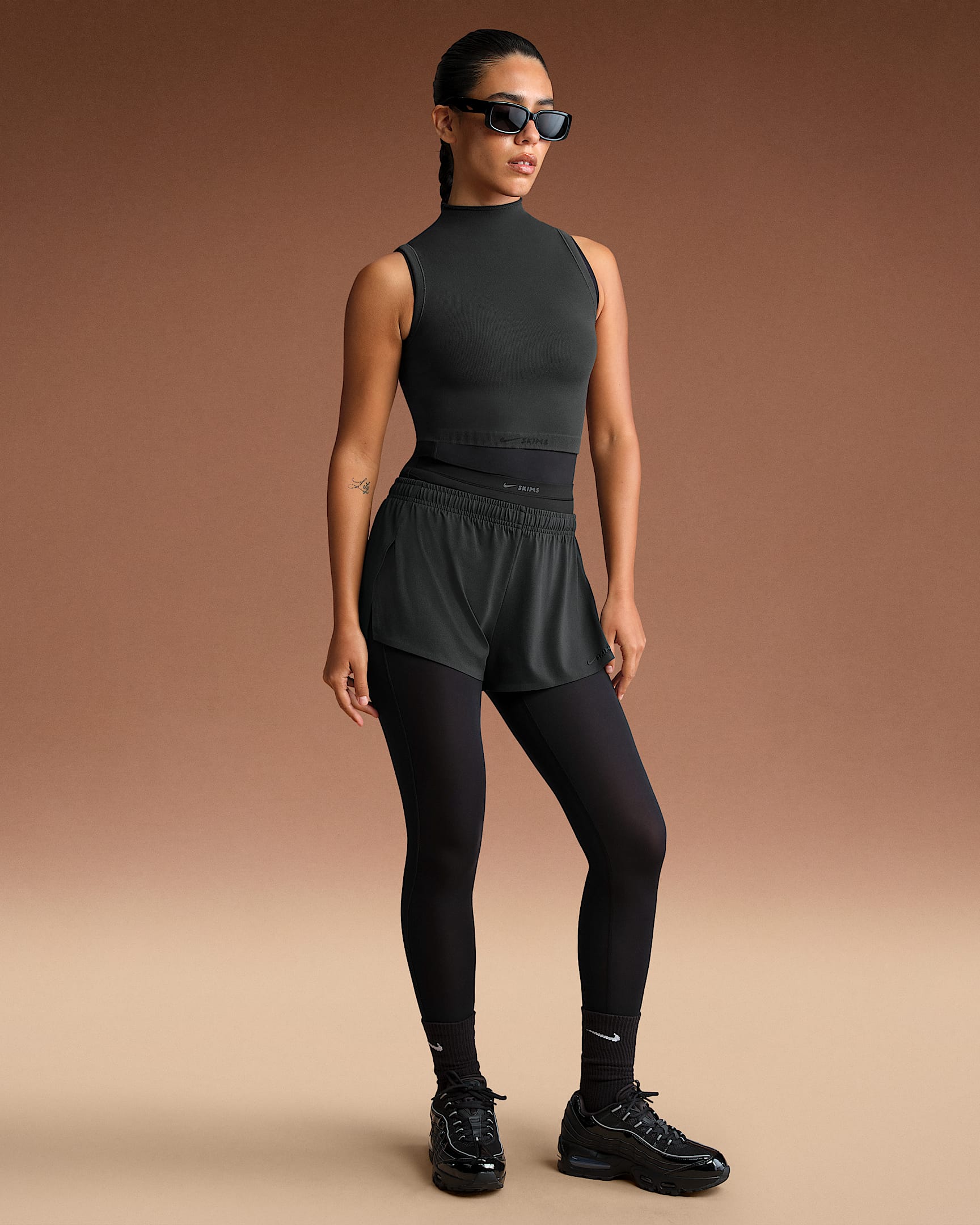 NikeSKIMS Airy Women's Mini Shorts - NSKM OBSIDIAN