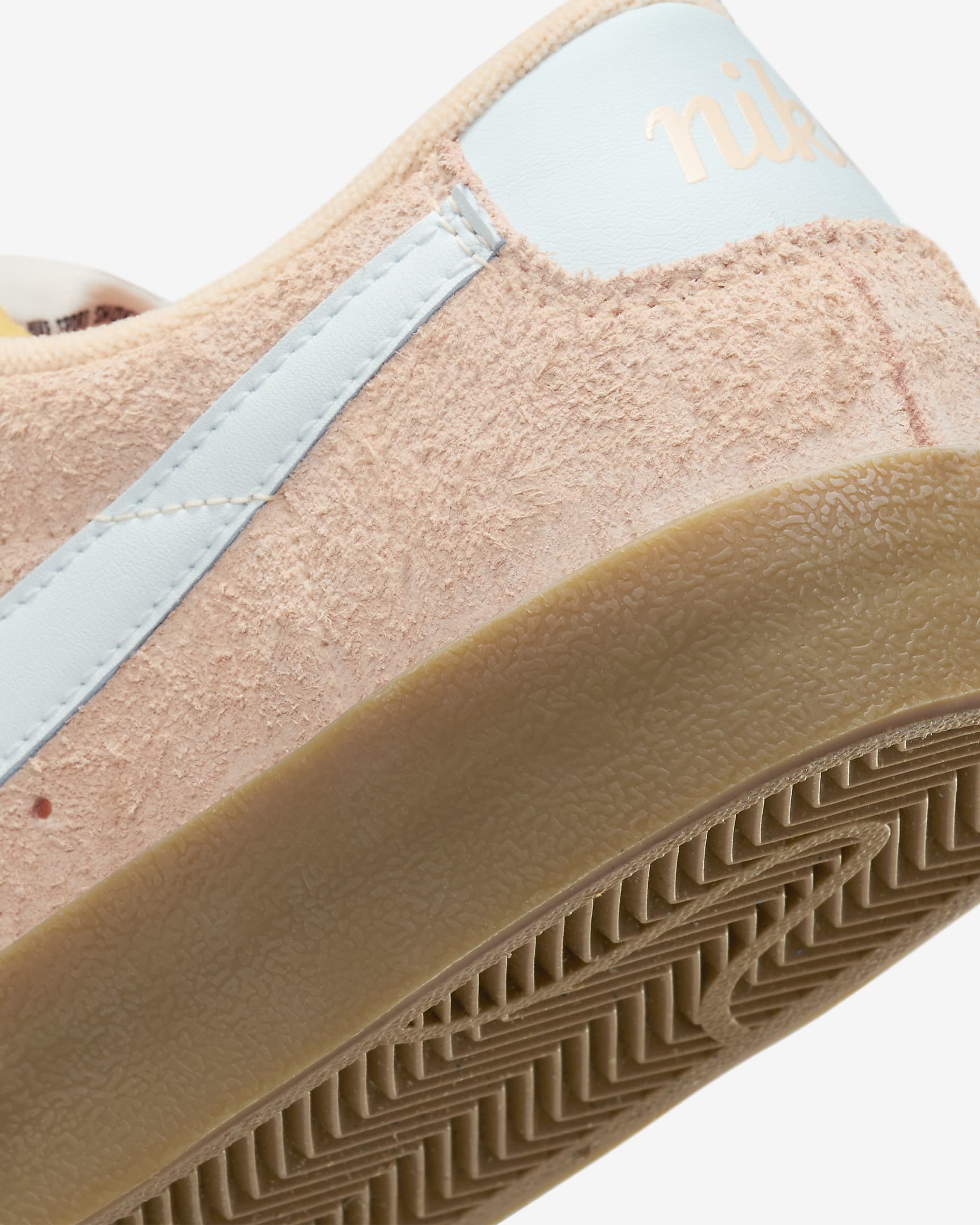 Nike Blazer Low '77 Vintage damesschoenen - Crimson Tint/Gum Light Brown/Team Orange/Glacier Blue