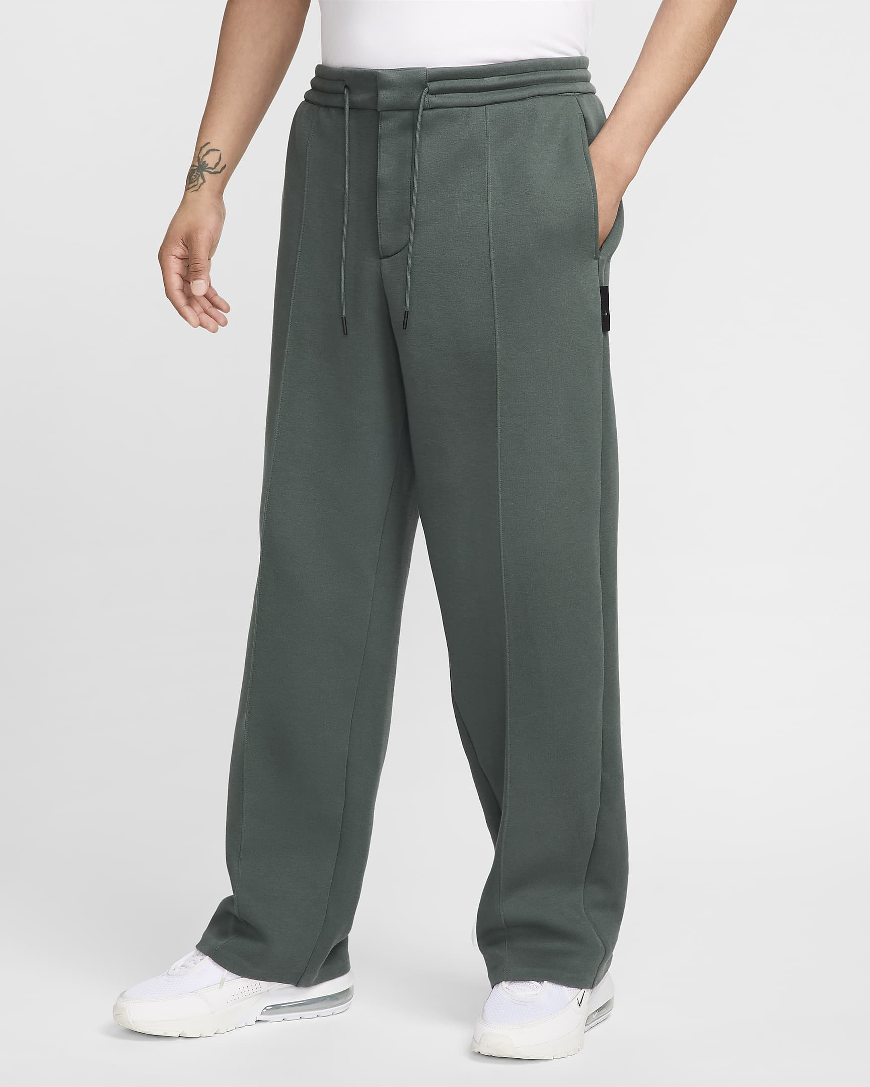 Nike Tech Men's Tailored Fleece Trousers - Vintage Green/Vintage Green