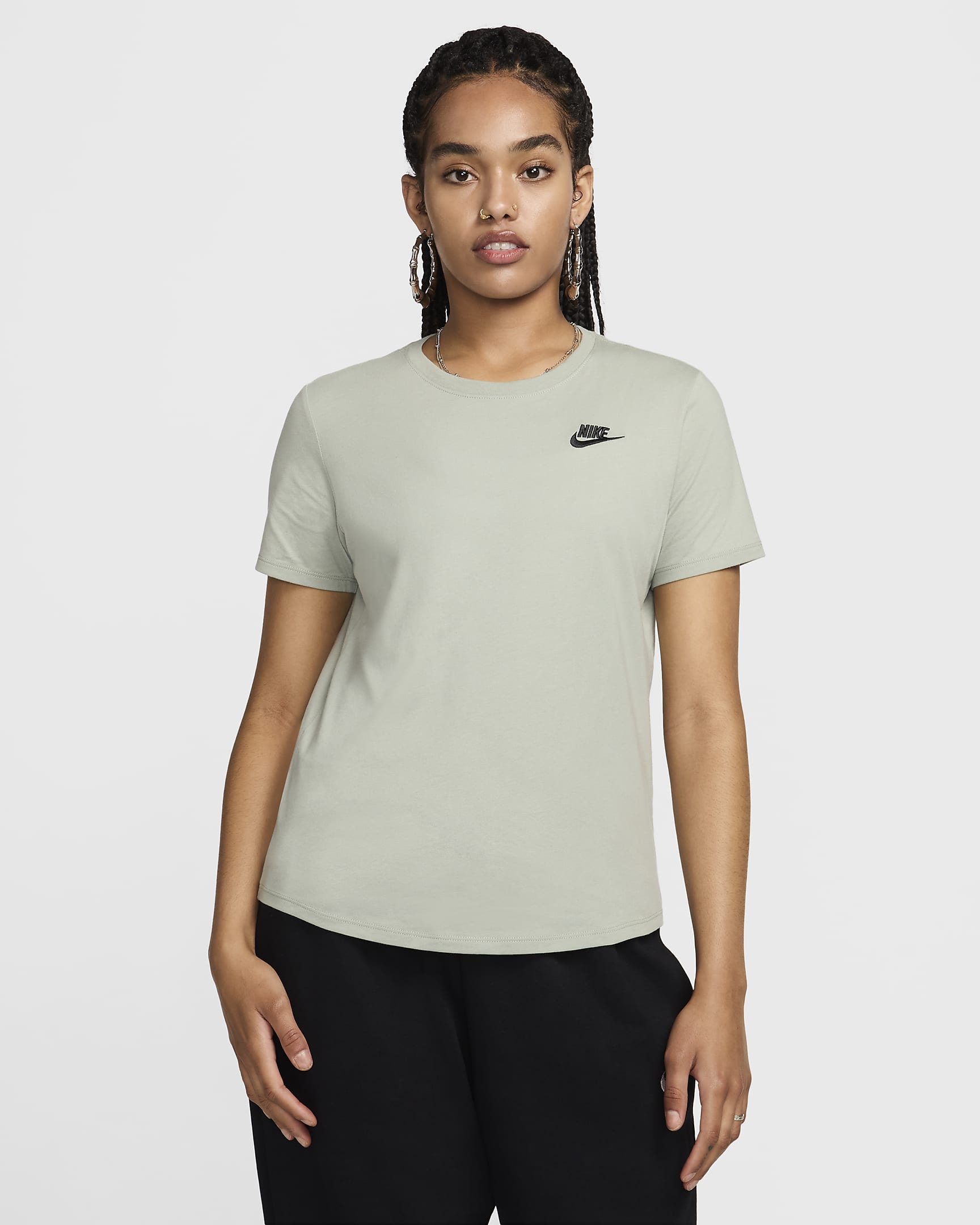 Nike Sportswear Club Essentials Women's T-Shirt - Jade Horizon/Black