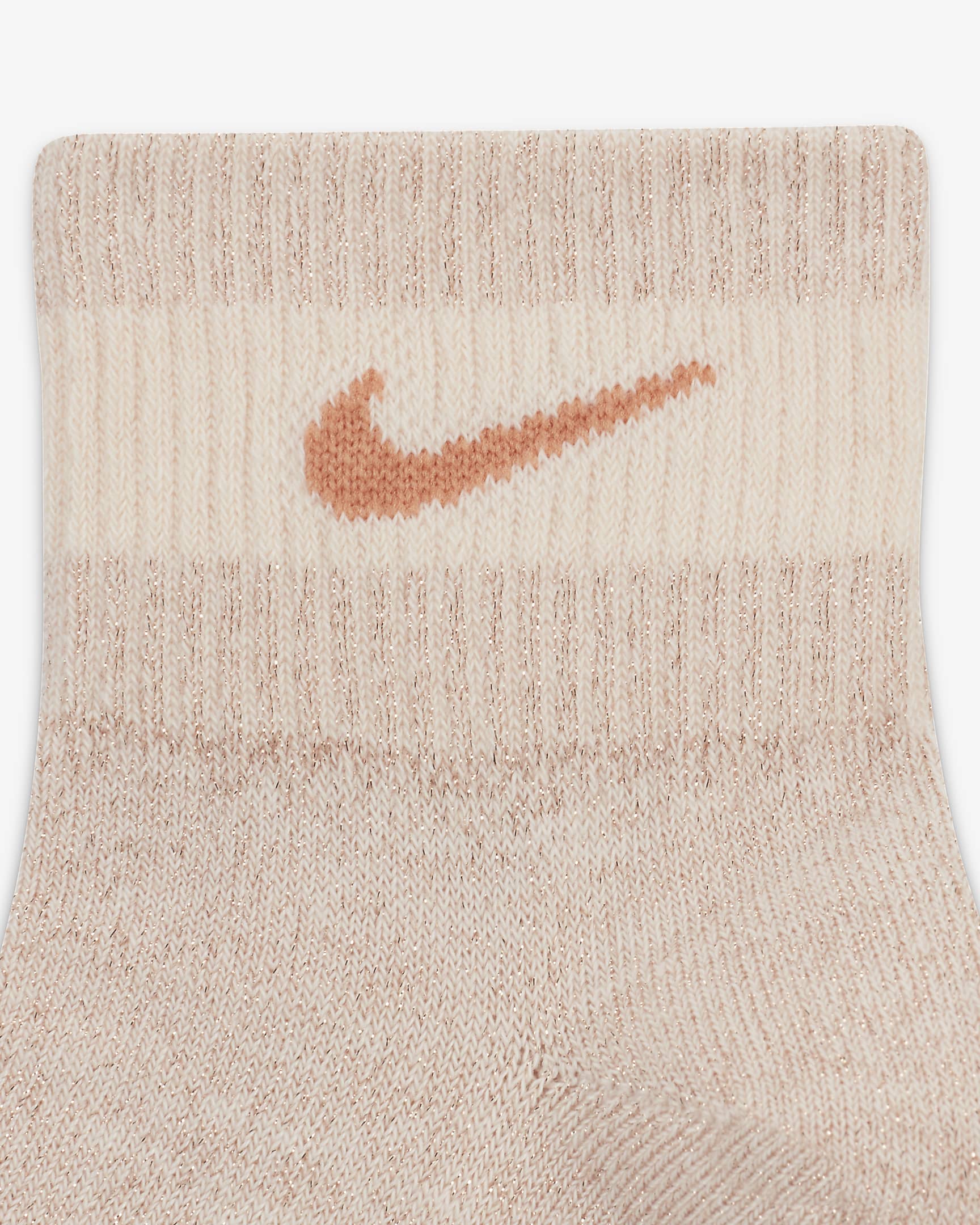 Nike Everyday Essentials Metallic Ankle Socks (1 Pair). Nike LU