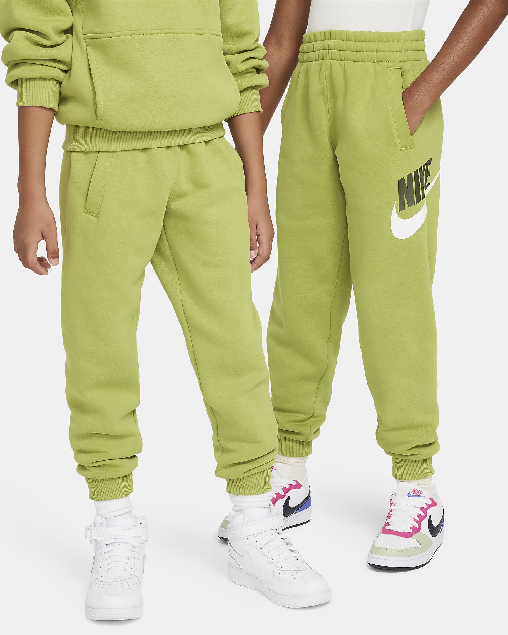 Joggers para niños talla grande Nike Club Fleece - Pera/Blanco/Caqui militar