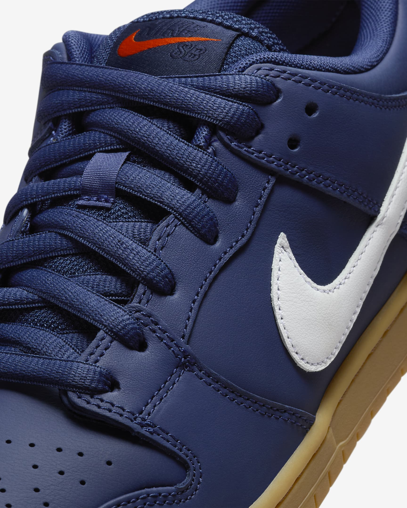 Nike SB Dunk Low Pro Skate Shoes - Navy/Navy/Gum Light Brown/White