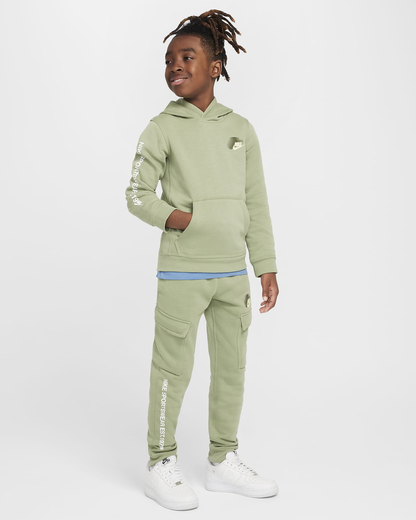 Nike Sportswear Standard Issue Older Kids' (Boys') Fleece Pullover Hoodie - Oil Green