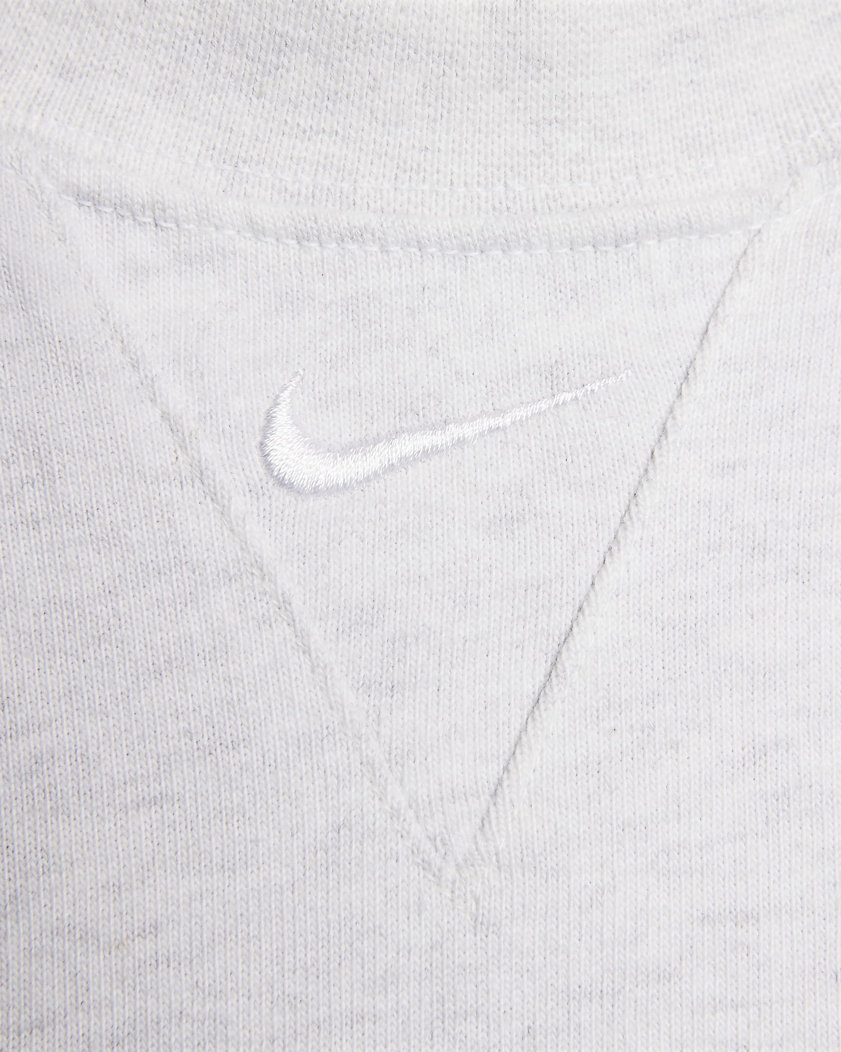 Nike Solo Swoosh Men's Short-Sleeve Heavyweight Top. Nike PH
