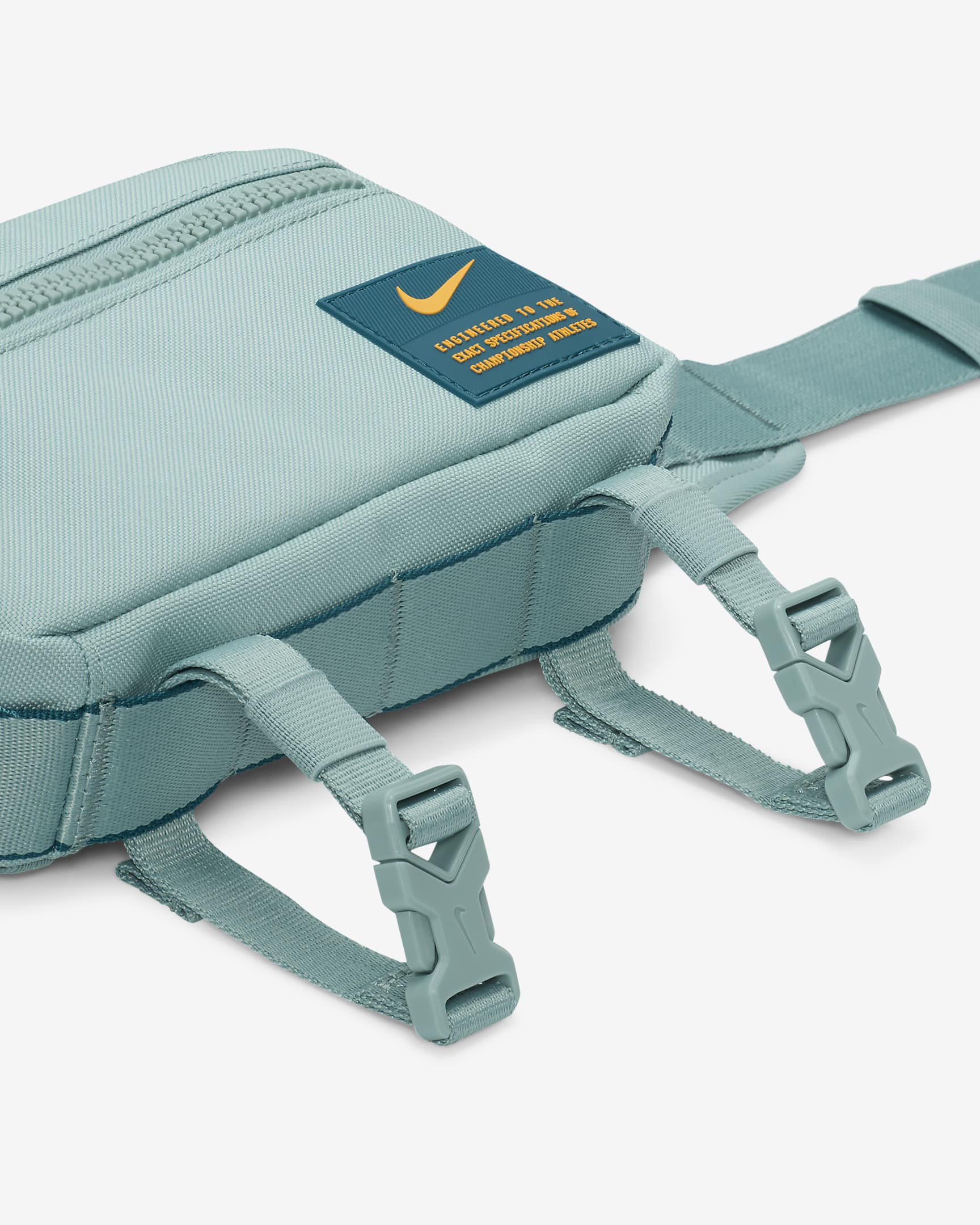 Nike Utility Speed Hip Pack (2L). Nike CZ