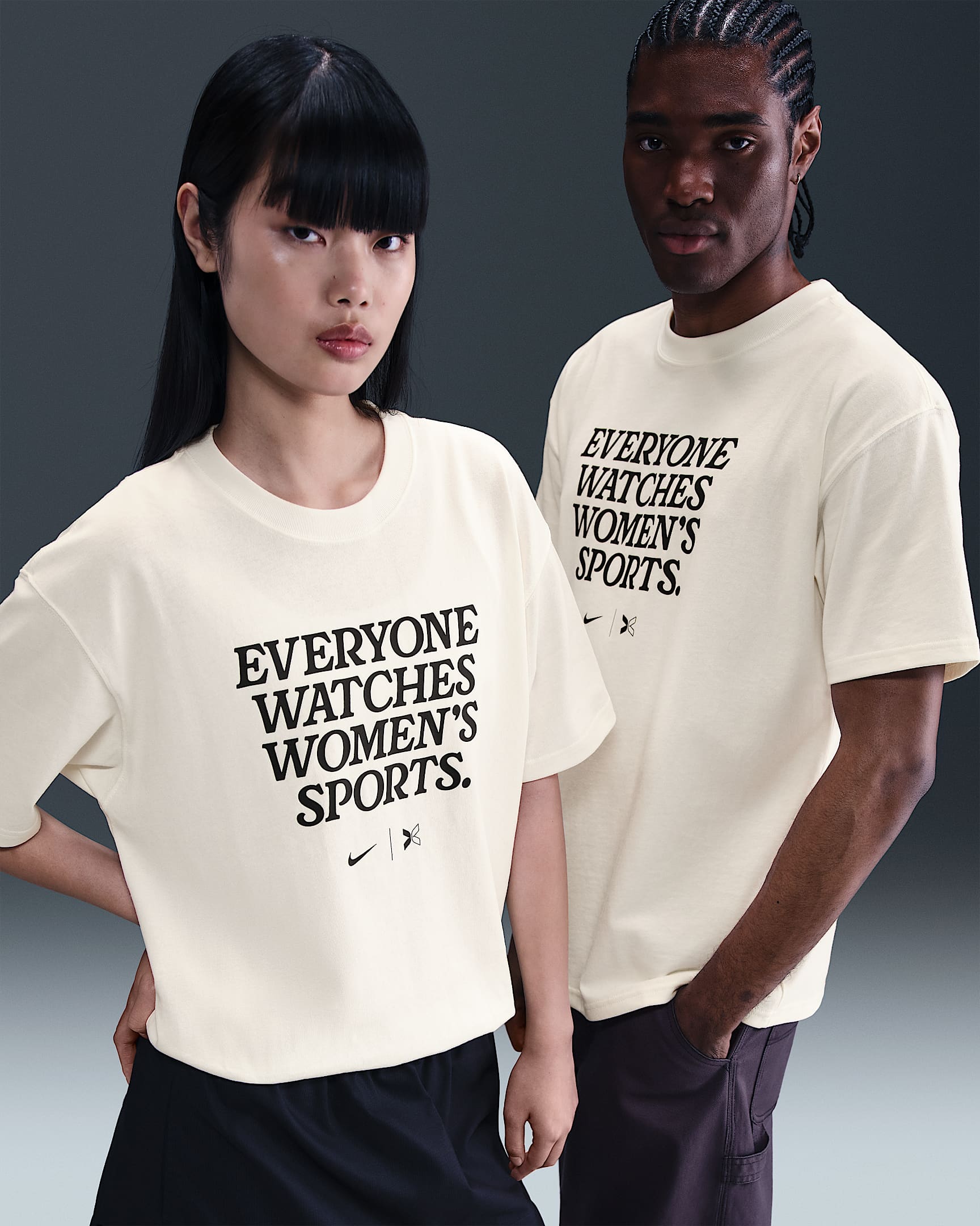 Camiseta Nike Everyone Watches Women's Sports™ de TOGETHXR - Sail