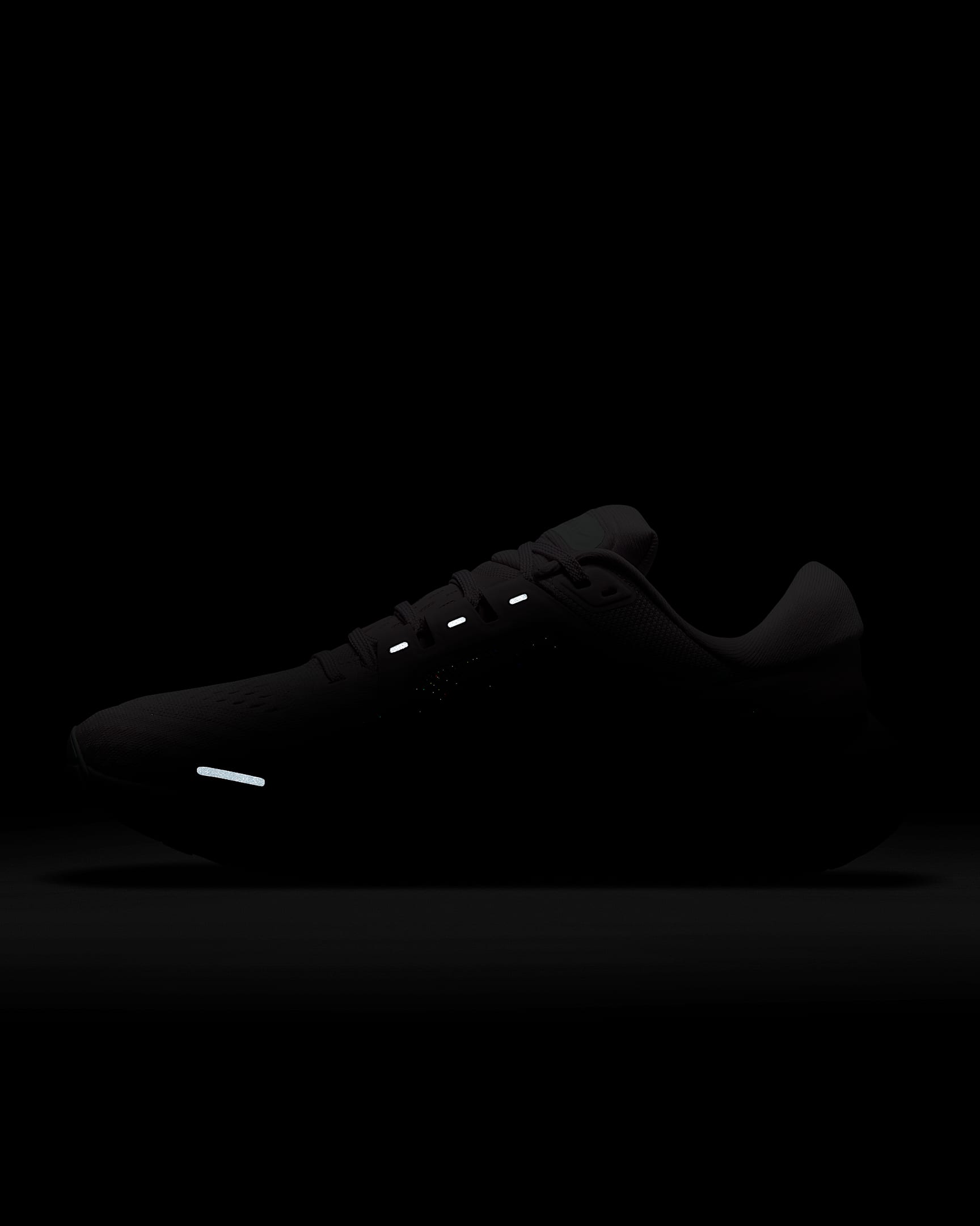 Nike Vomero 16 Women's Road Running Shoes. Nike UK