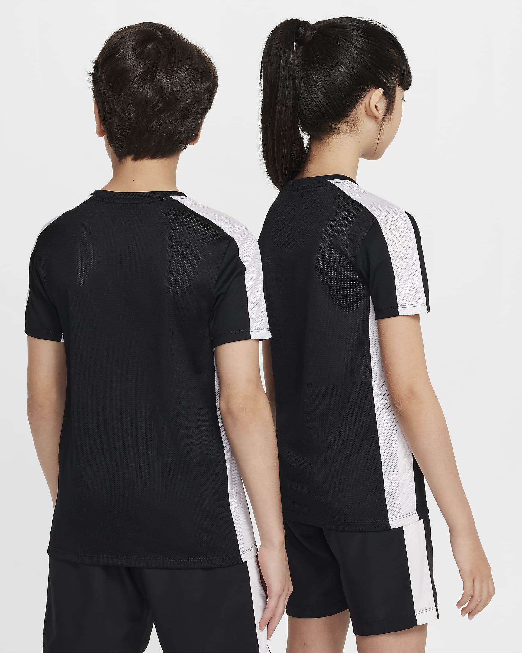 Playera de fútbol Dri-FIT para niños talla grande Nike Academy23 - Negro/Blanco/Blanco