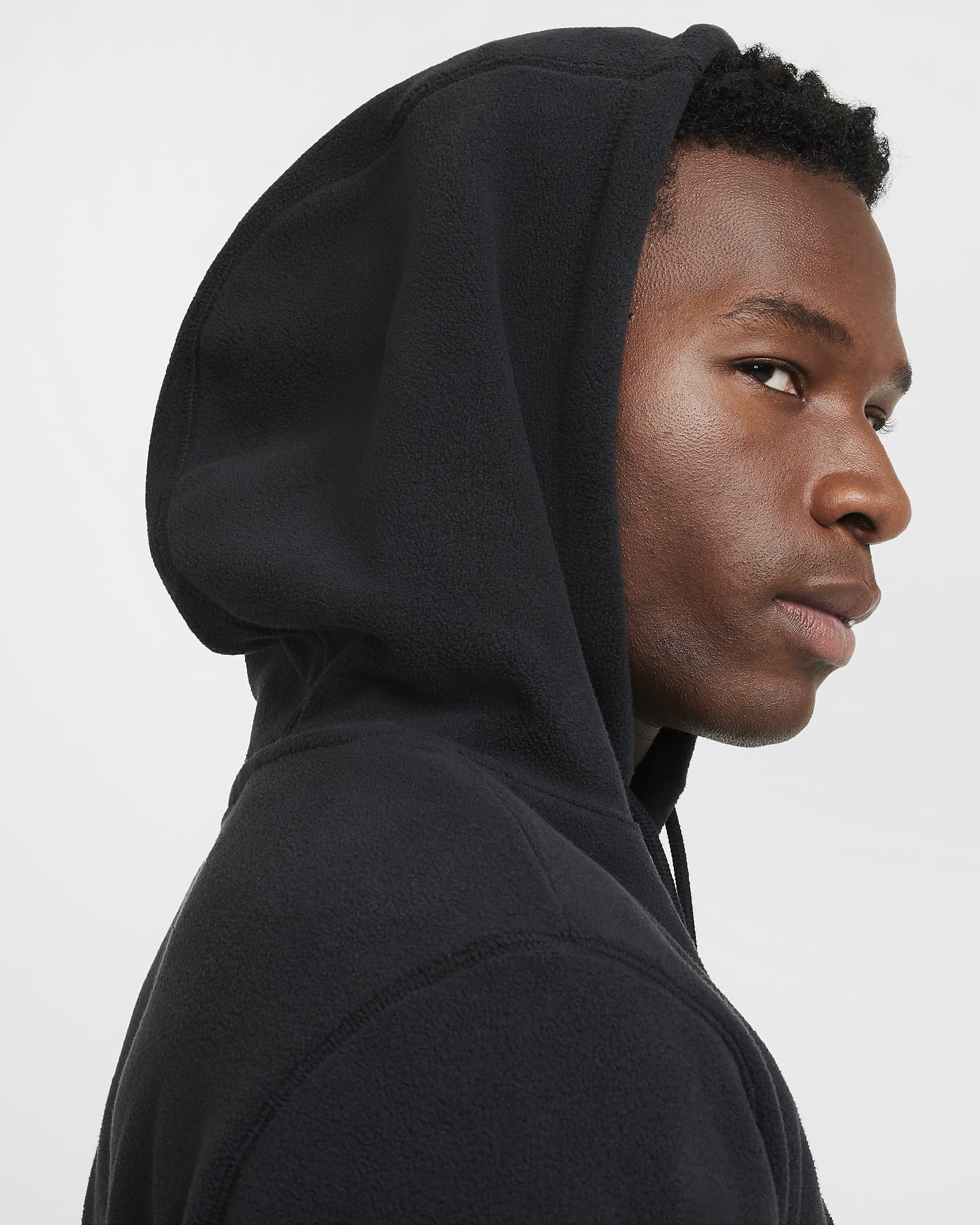 Nike Club Men's Winterized Pullover Hoodie - Black/White