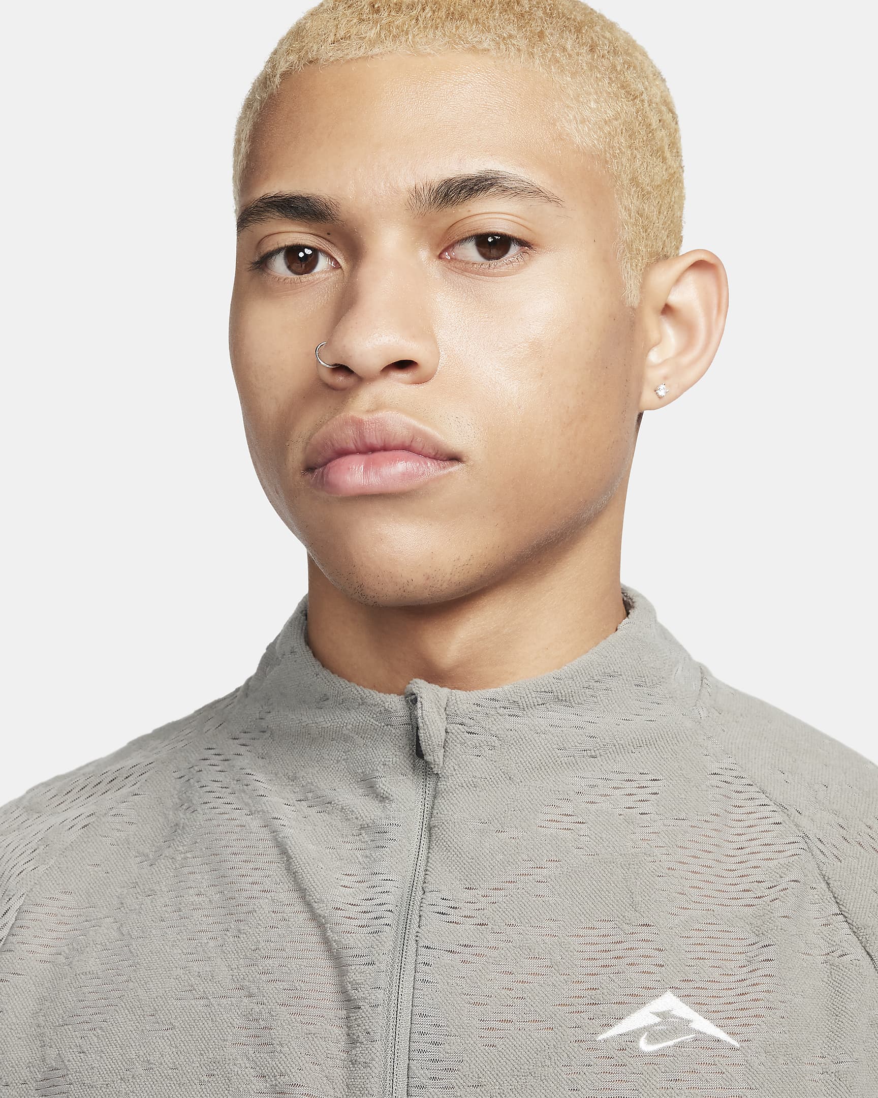 Nike Trail Men's DriFIT 1/2Zip Running Top. Nike UK