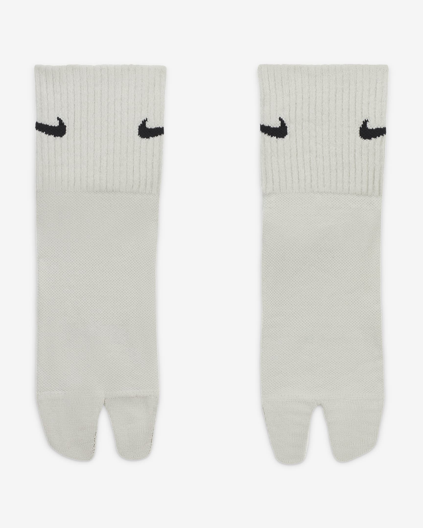 Nike Everyday Plus Lightweight Ankle Split-Toe Socks. Nike SE