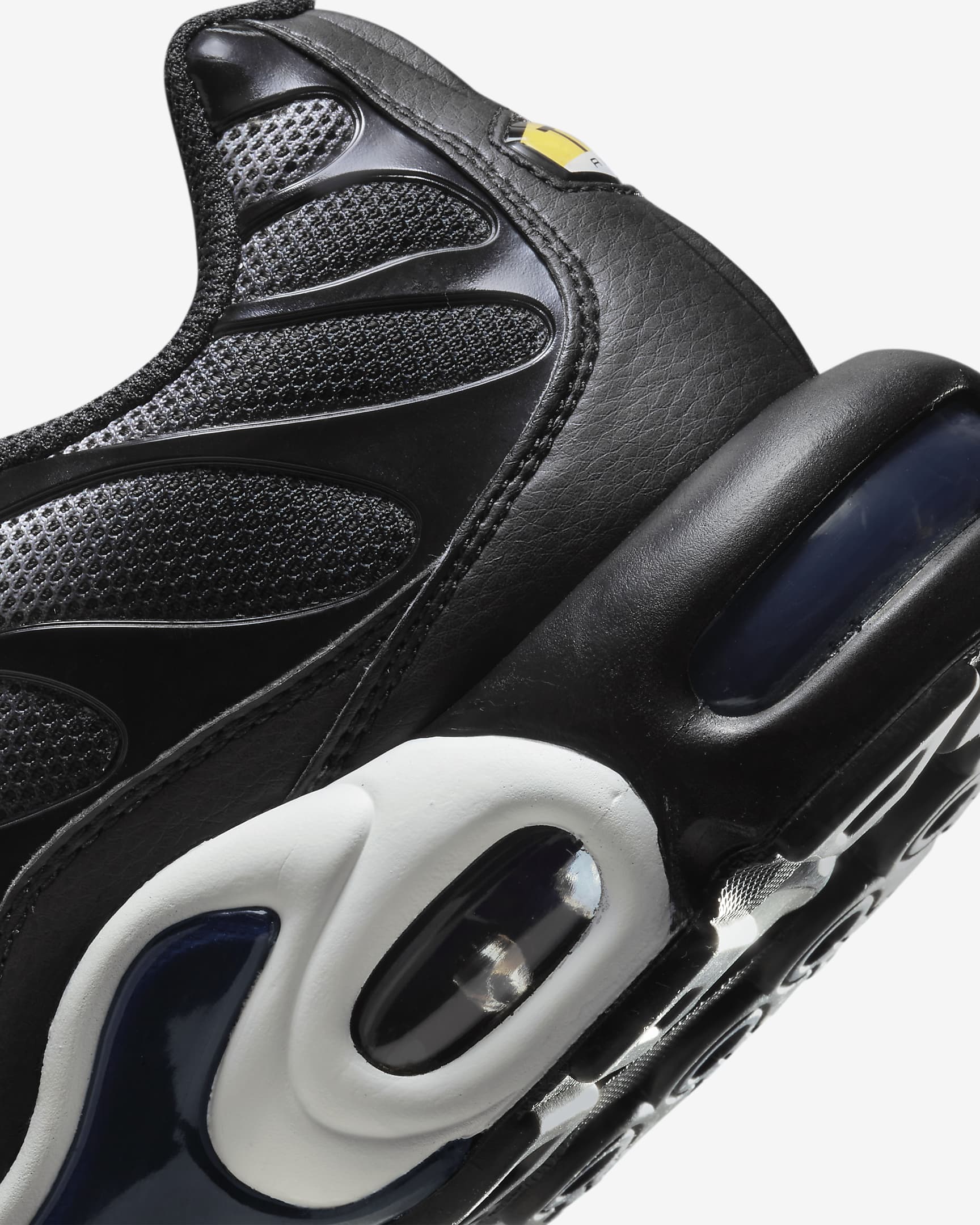 Nike Air Max Plus SE Men's Shoes. Nike ID