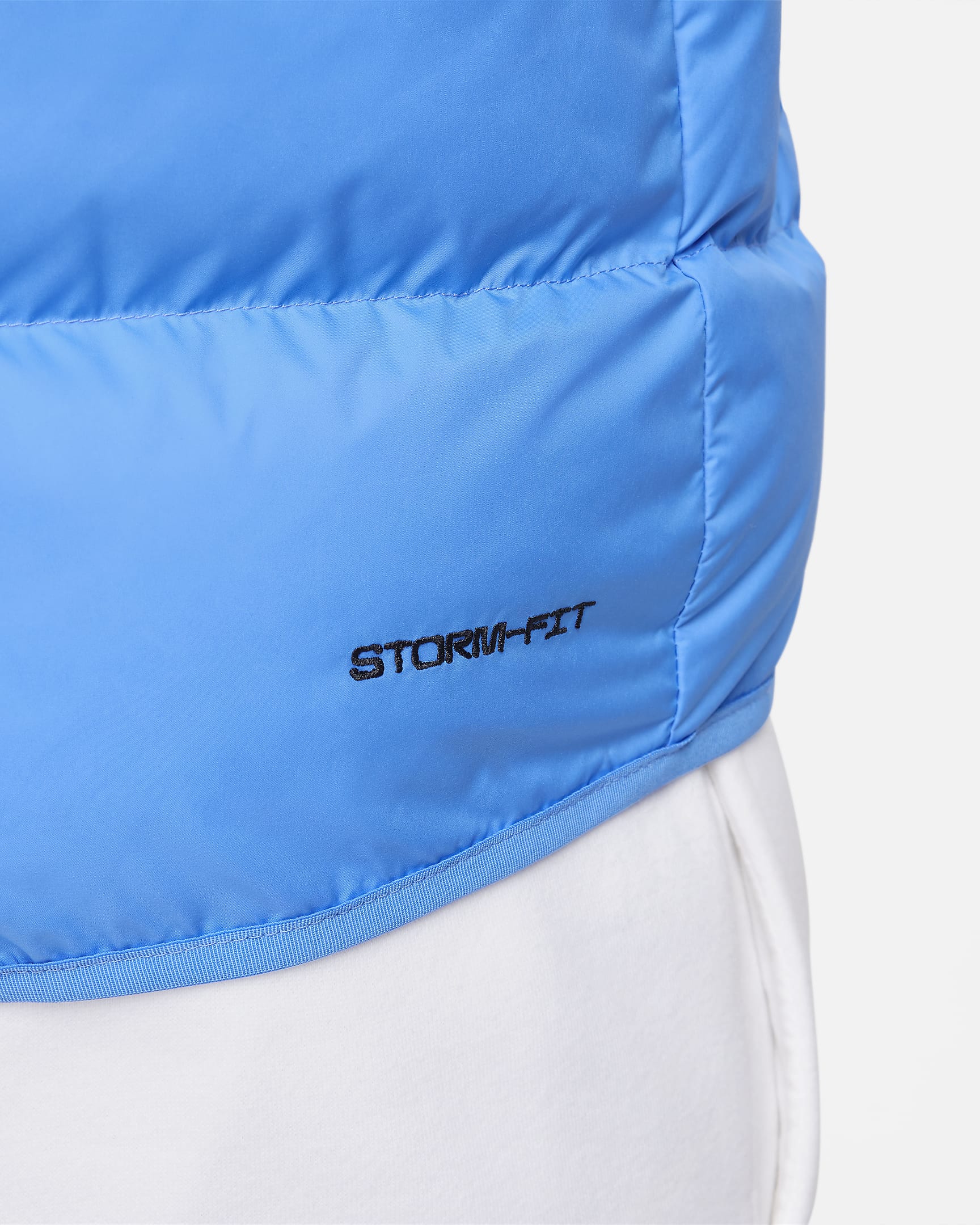 Nike Storm-FIT Windrunner Men's Insulated Gilet. Nike SK