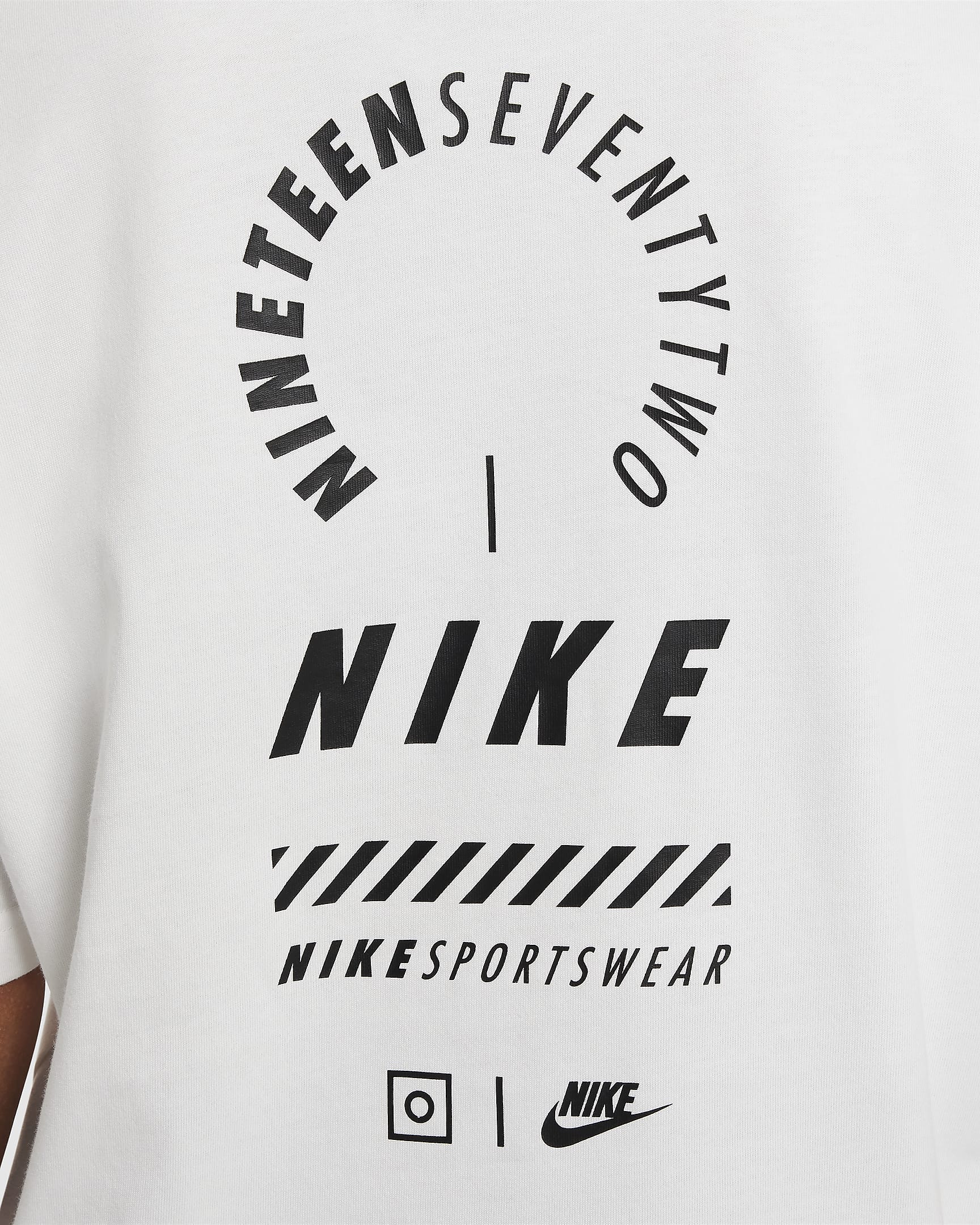 Nike Sportswear oversized T-shirt voor meisjes - Wit