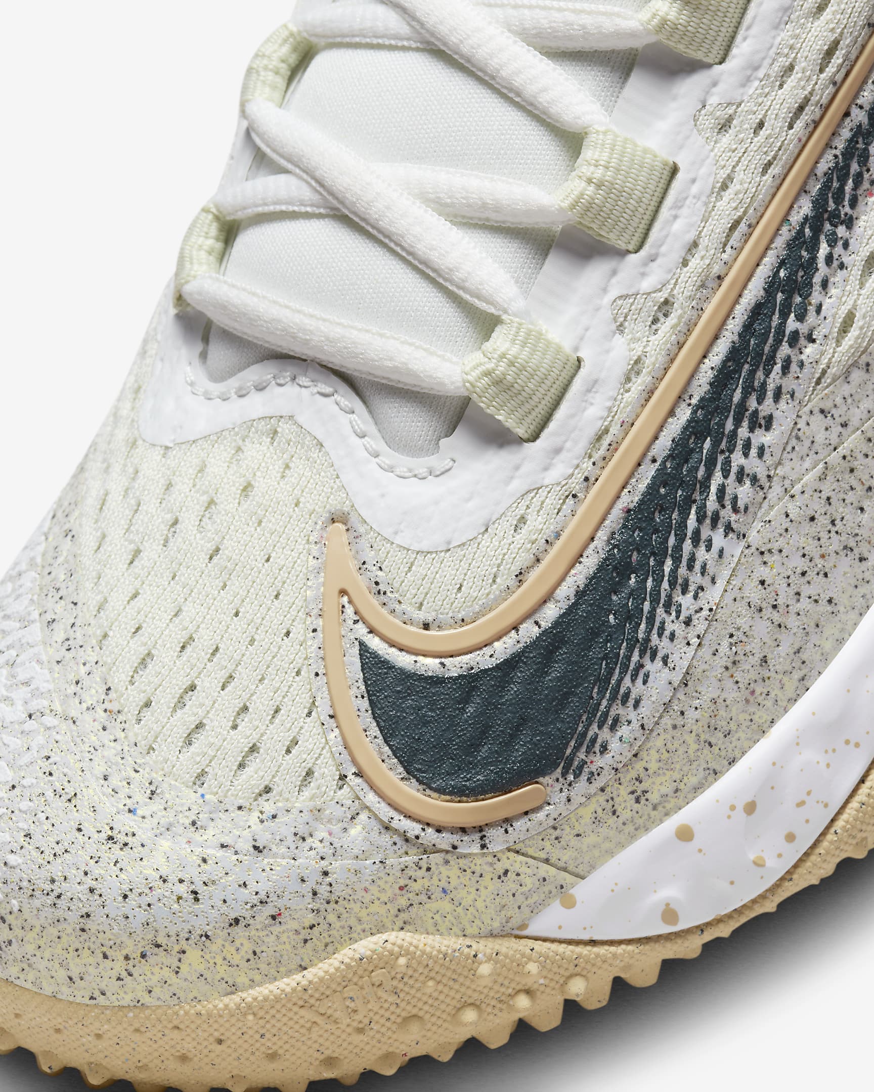 elite softball turf shoes