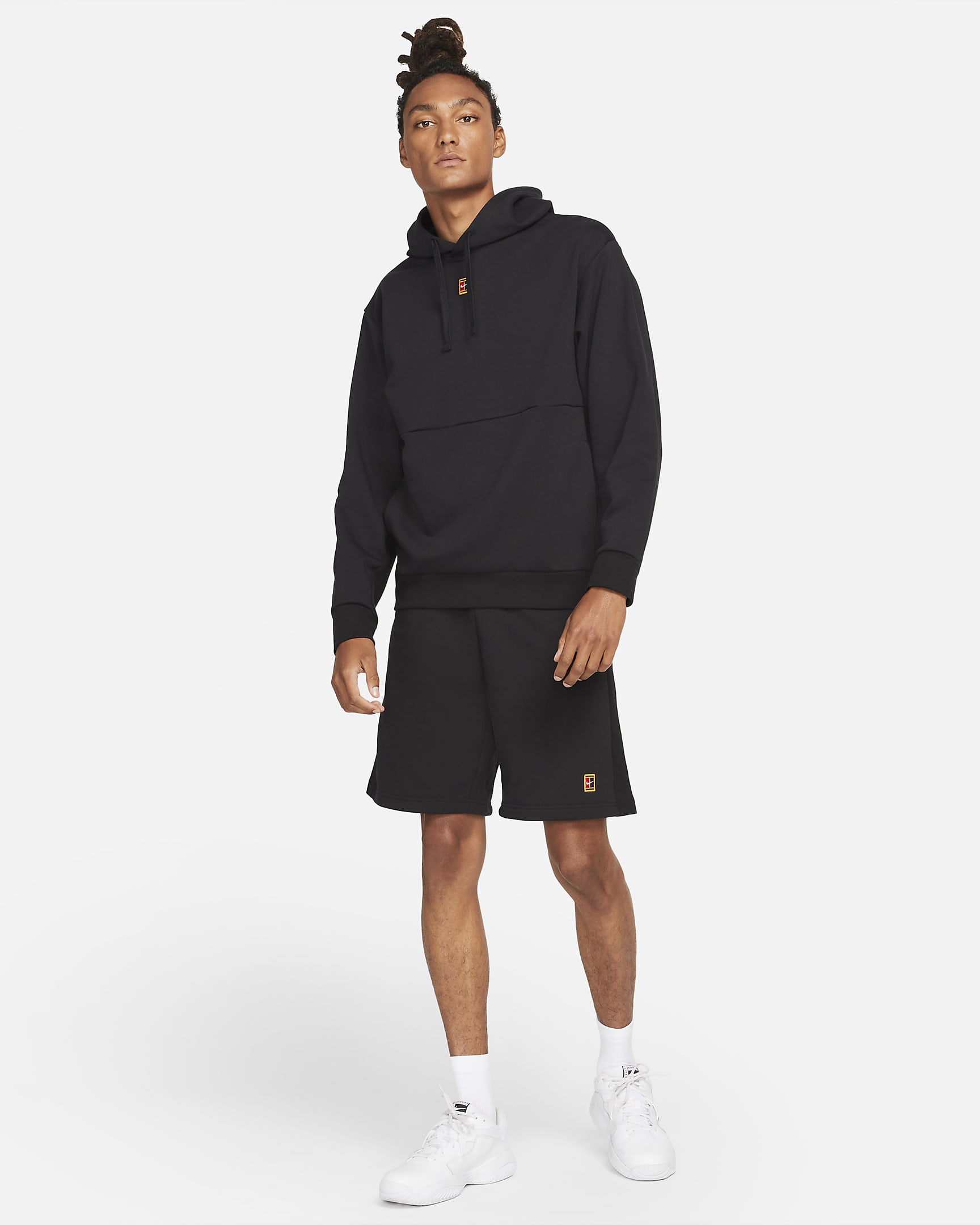 NikeCourt Tennishoodie van fleece voor heren - Zwart